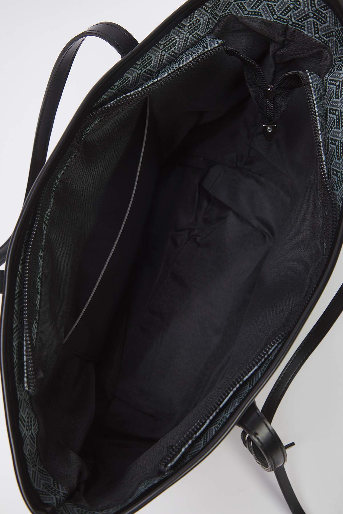 TRENDYOL SHOES-Dunkelanthrazit mit Welpen, geometrisch gemustert, Damen-Maxi-Tote-Schulterhandtasche TAKSS25OC00061 8