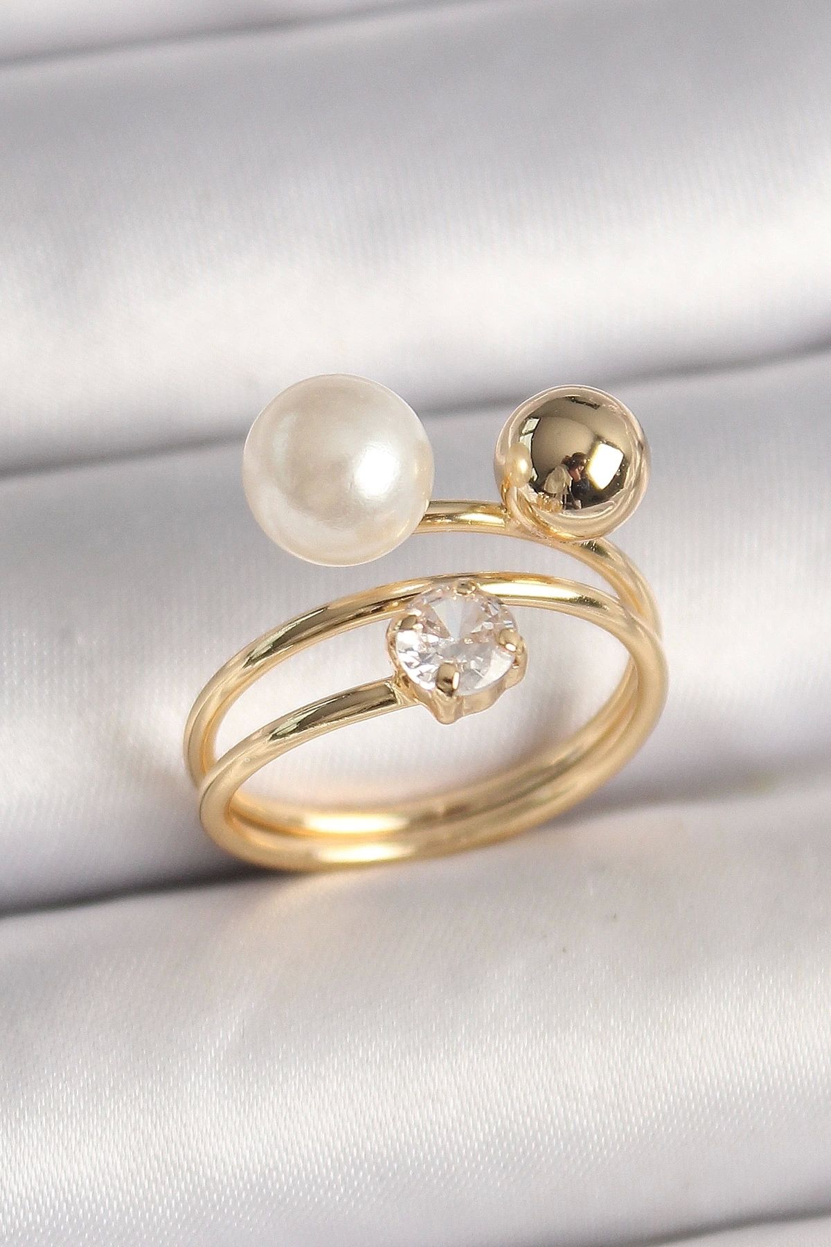 Clariss Pirinç Gold Renk Zirkon Taşlı Top İnci Model Kadın Yüzük
