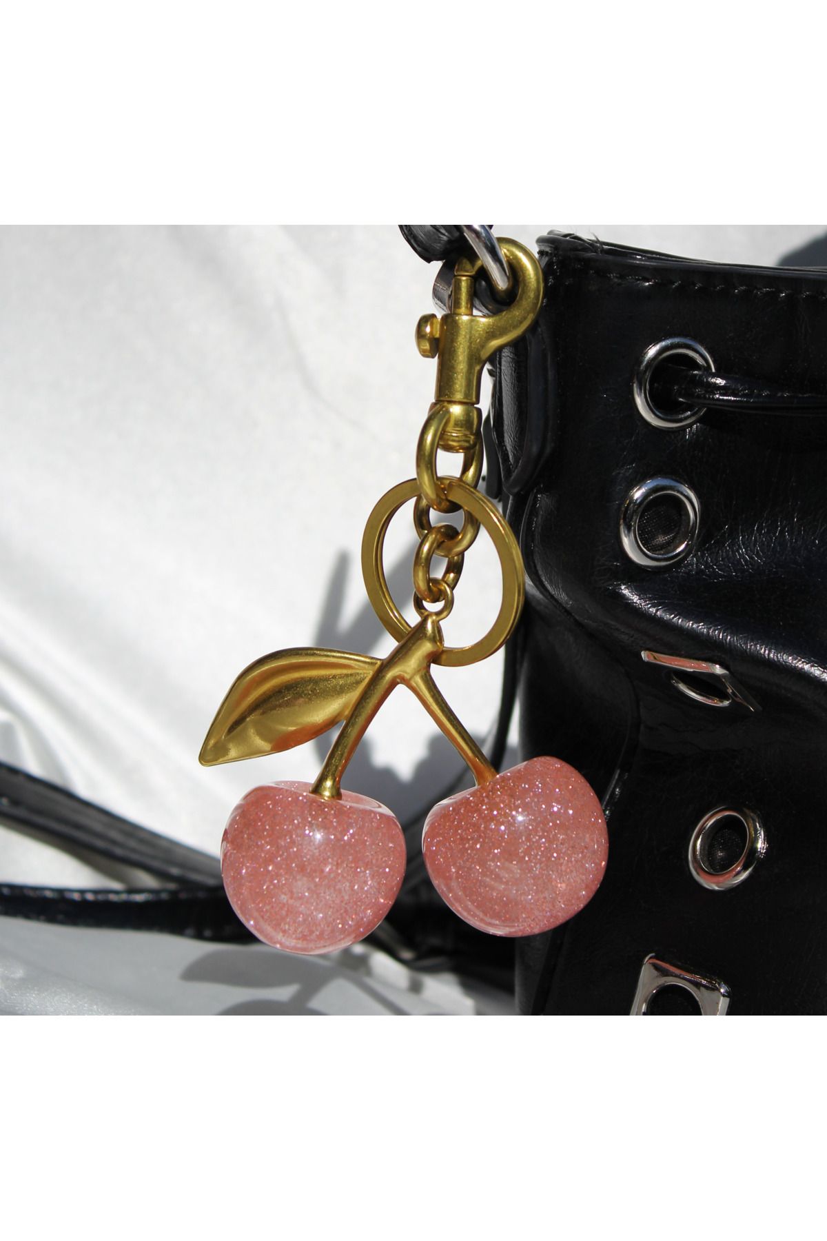 shop Çelik Kirazlı Çanta Charm ve Anahtarlık