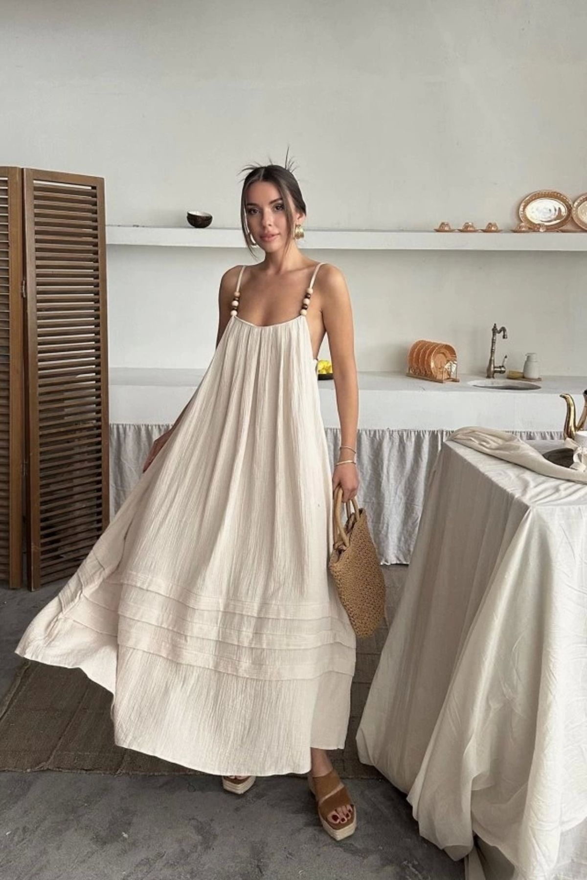 Butik Bej Askılı Müslin Elbise