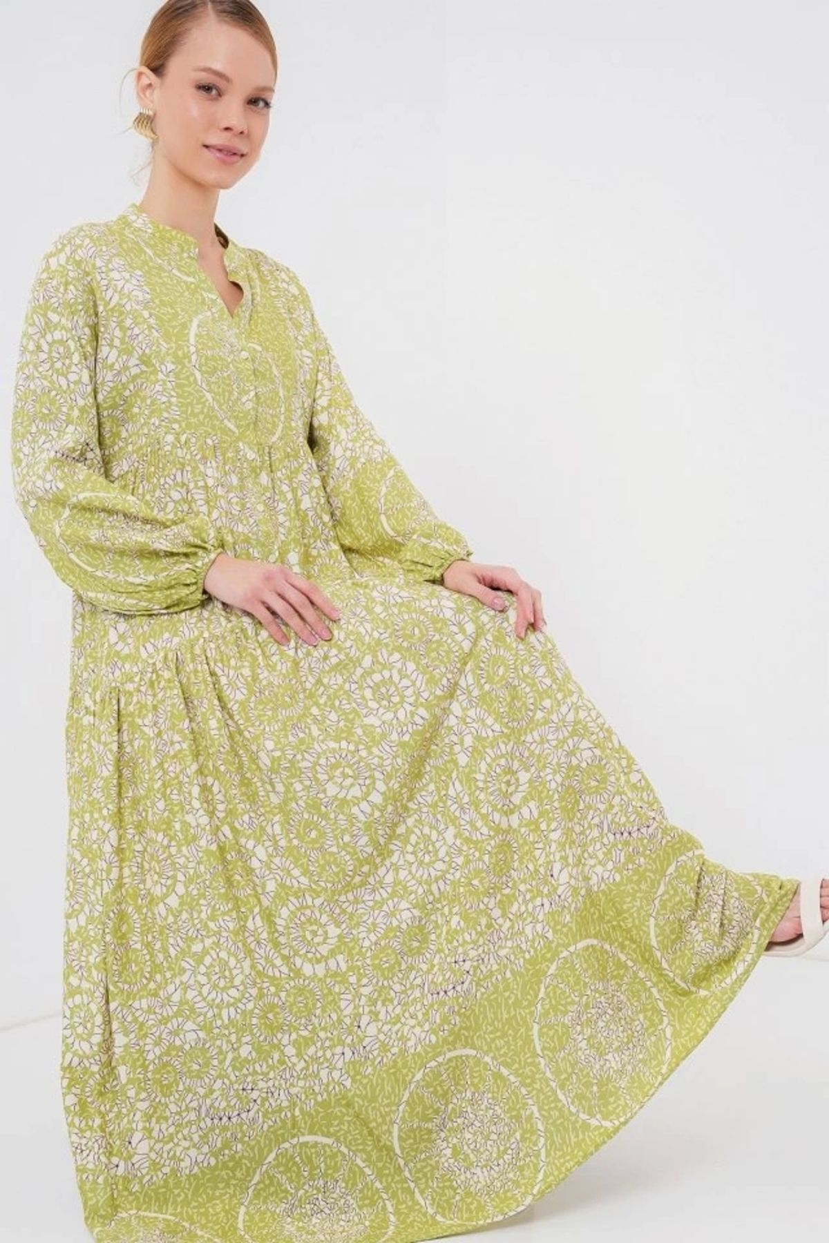 Butik 2423 Otantik Desenli Tesettür Elbise - Yeşil 8