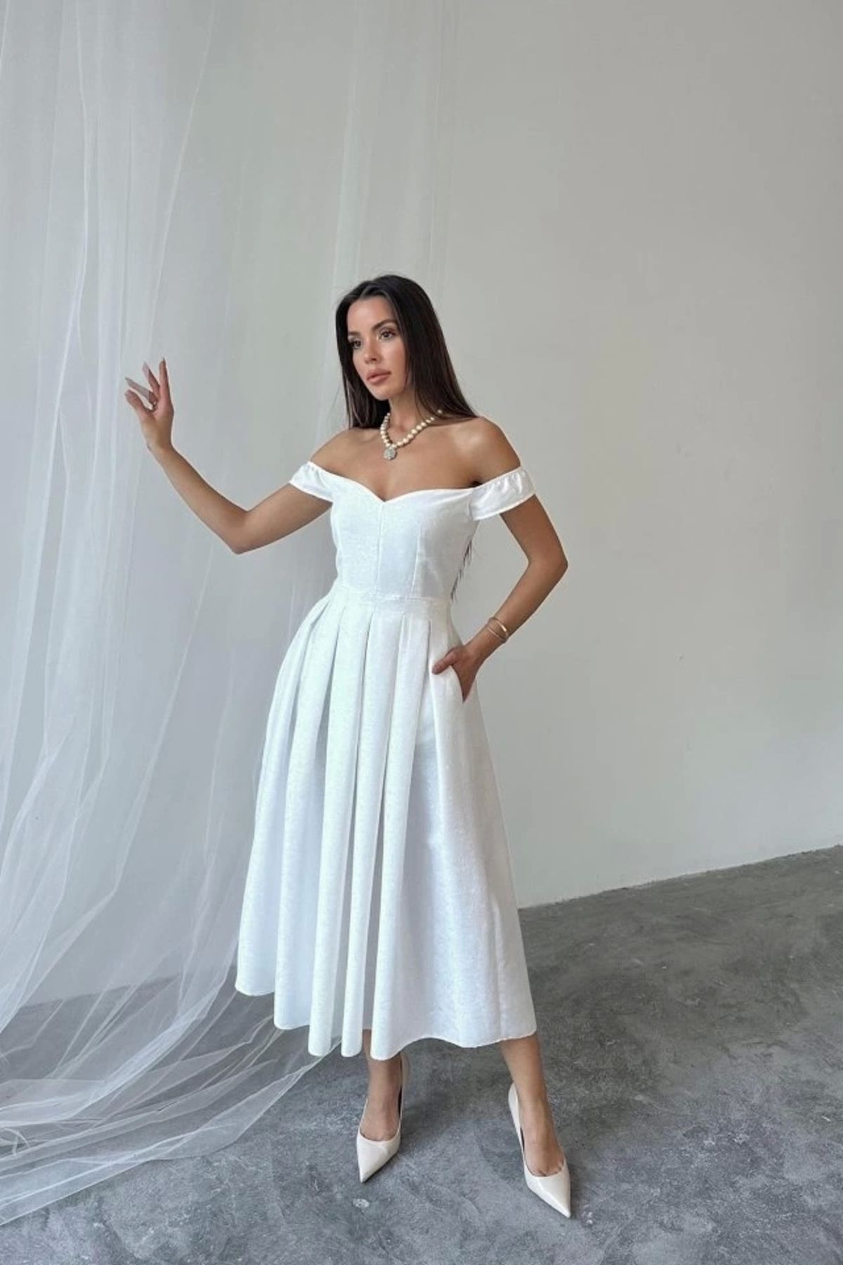 Butik Ekru Jakarlı Elbise