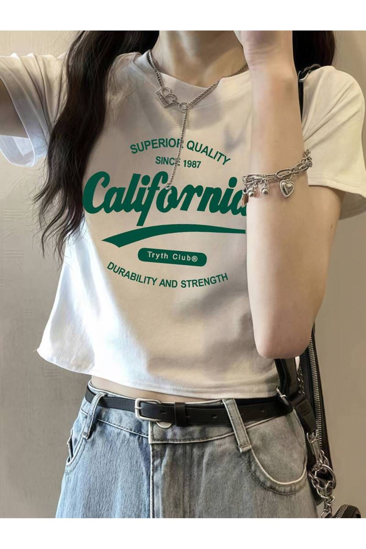 Llanura Kadın California Baskılı Kısa Kollu Organik Pamuklu Bisiklet Yaka Crop