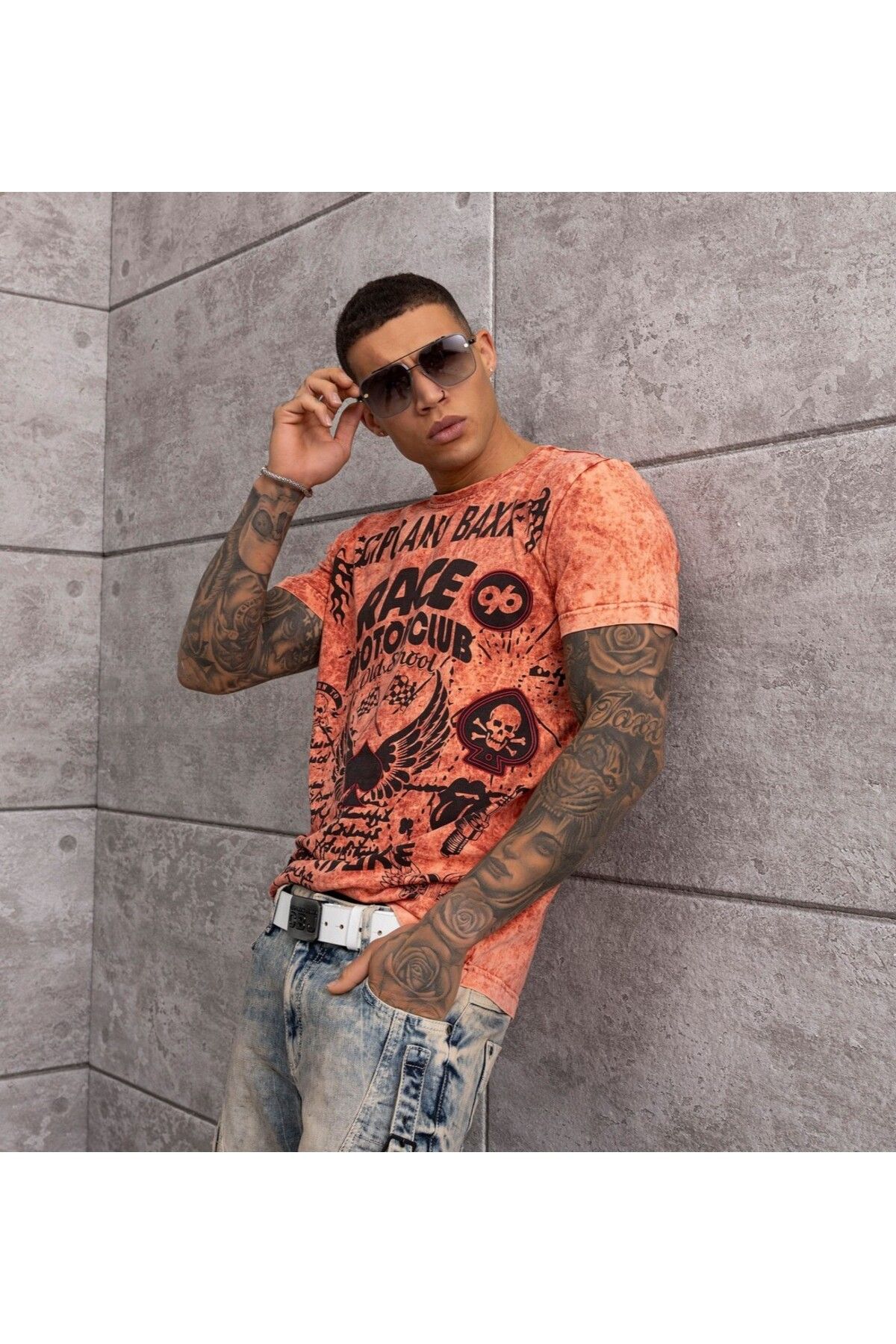 Cipo & Baxx CT800 – Men’s Bold Graphic Power Fit T-Shirt