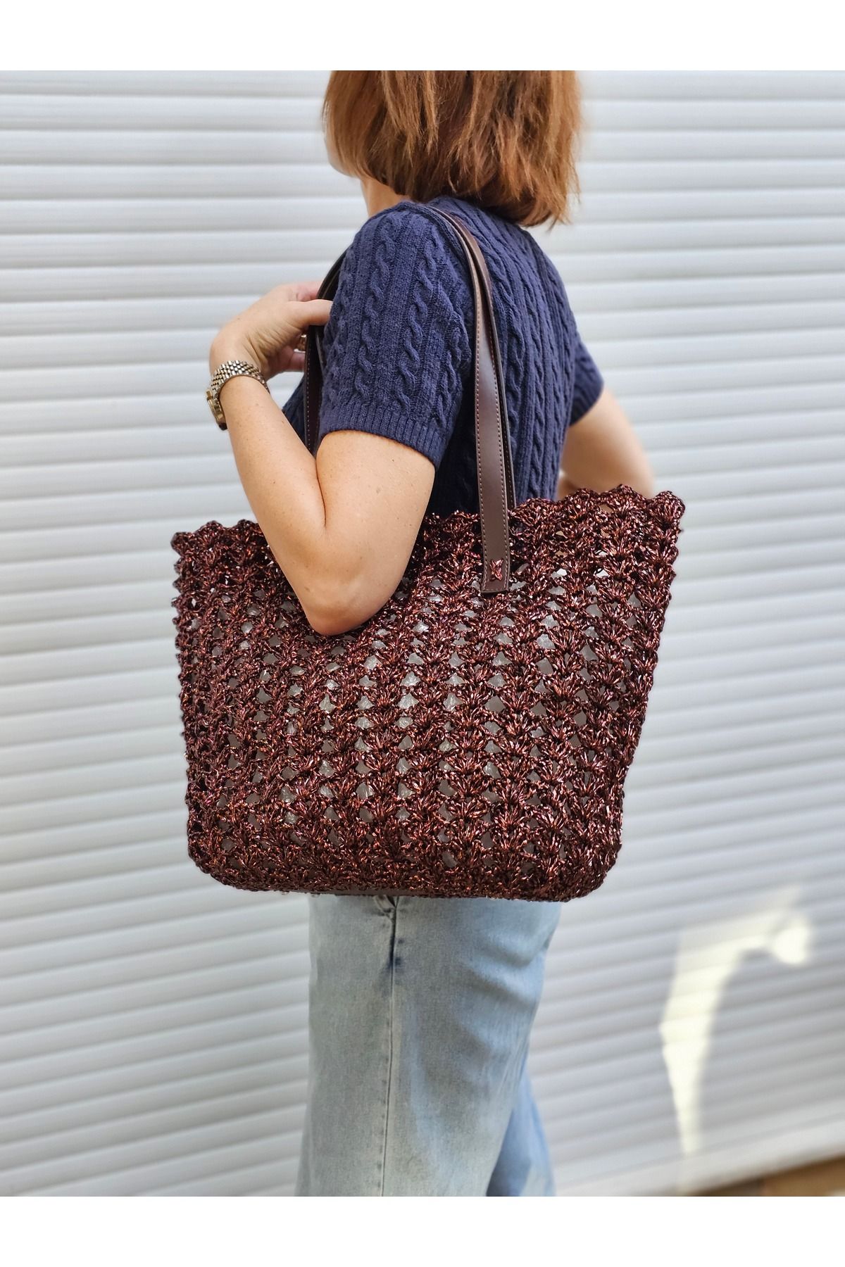 crafttatelier KAHVERENGİ PARLAK GÖRÜNÜMLÜ EL YAPIMI TASARIM OMUZ ÇANTASI