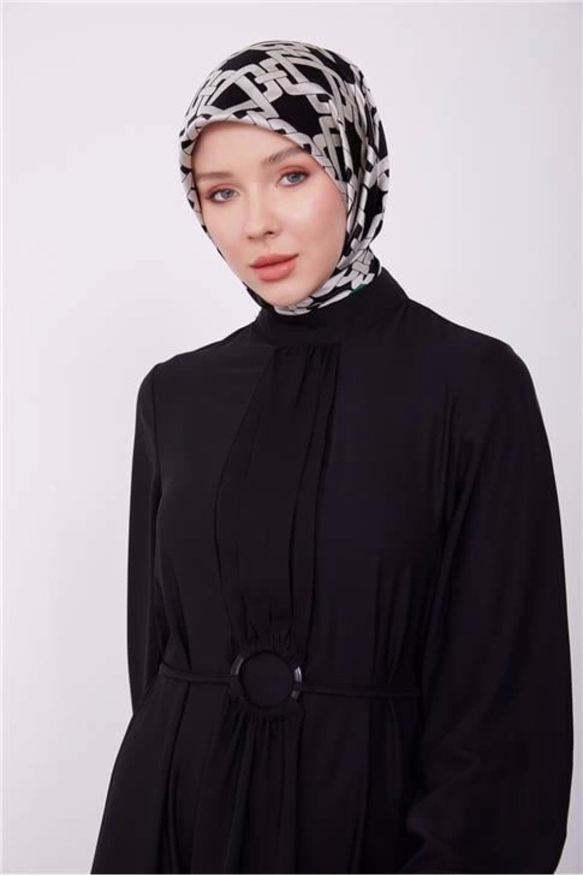 aradimtaradim Armine Beli Toka Detaylı Elbise 23K9704 Siyah