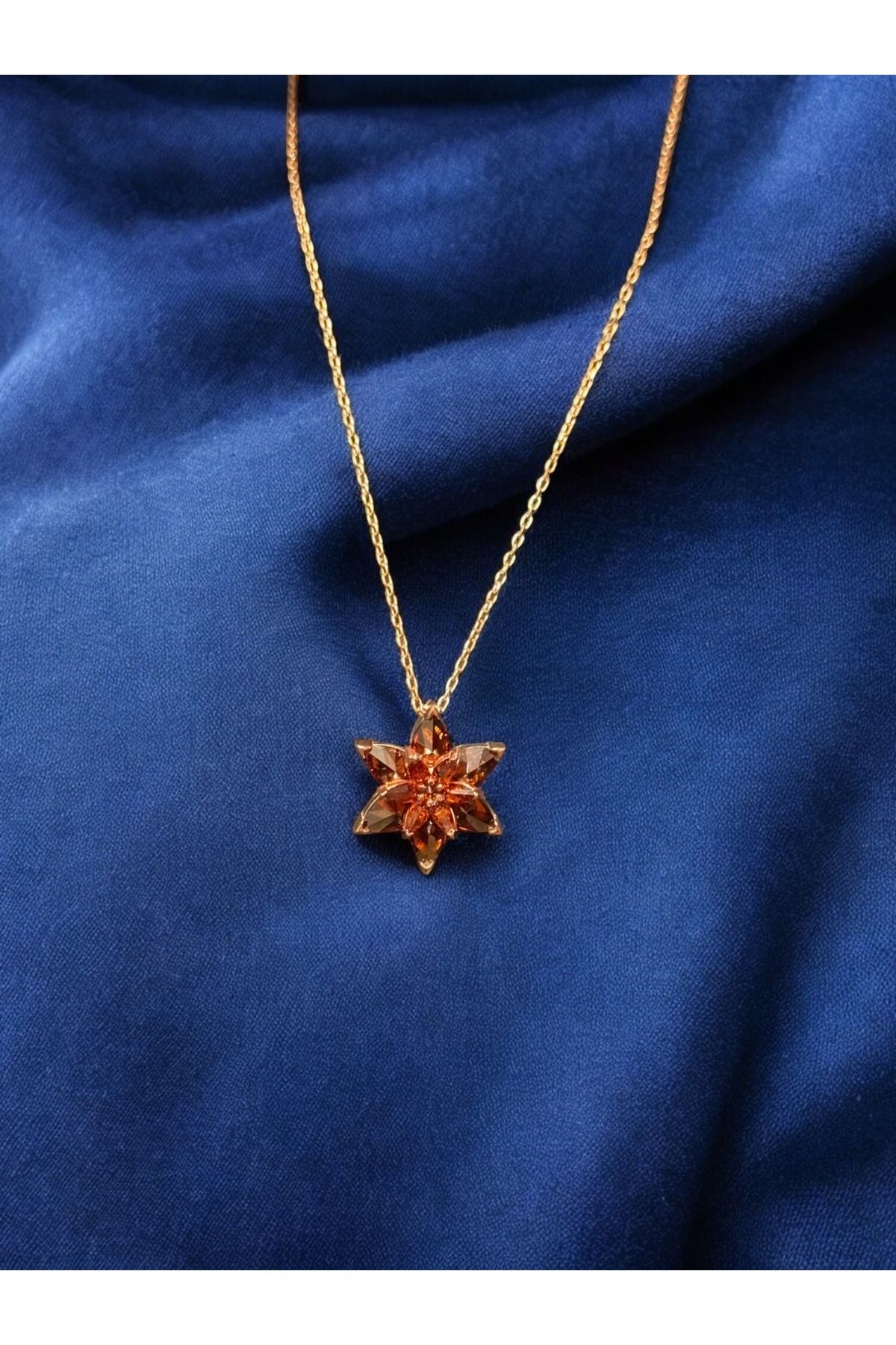 SOFT KOLYE LOTUS