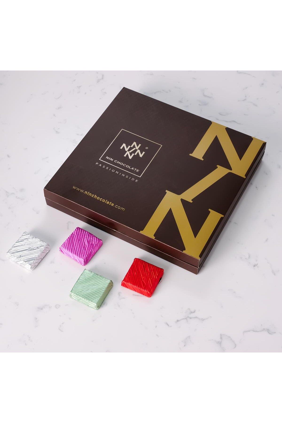 Nin Chocolate Nin Kahverengi Kutu Lux İnce Kare Çikolata 320 gr