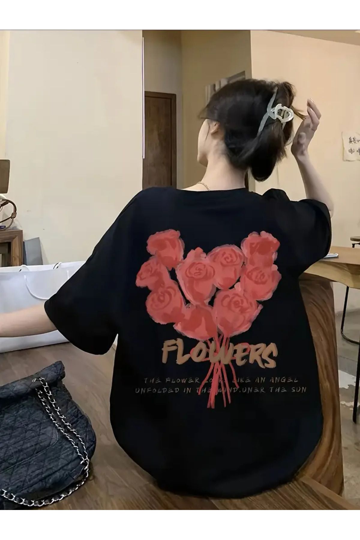 AEMİ Kadın Flowers Sırt Baskılı %100 Pamuk Oversize T-shirt