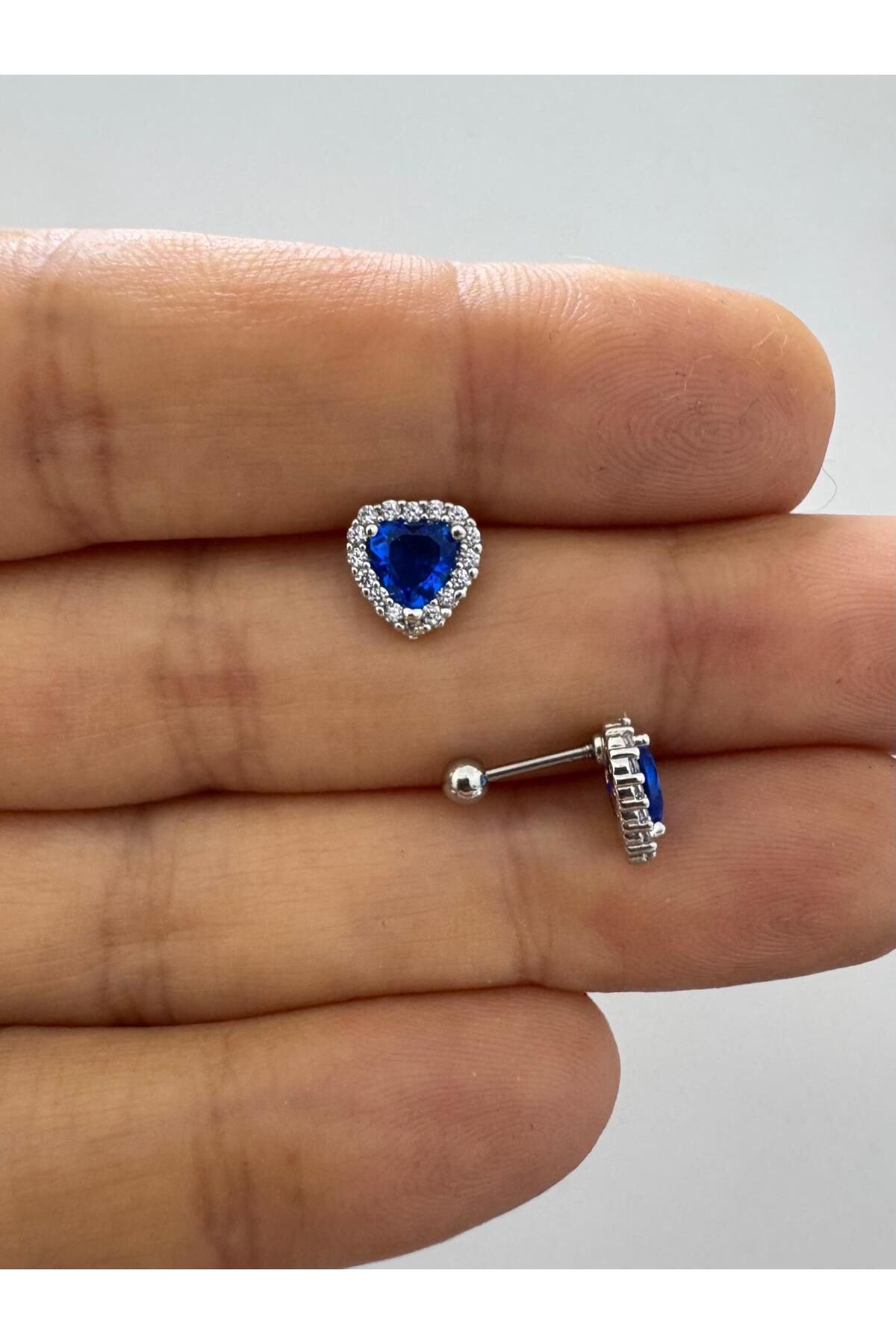 Arescollection zirkon taşlı kalpli helix lobe uyumlu 1 adet piercing küpe