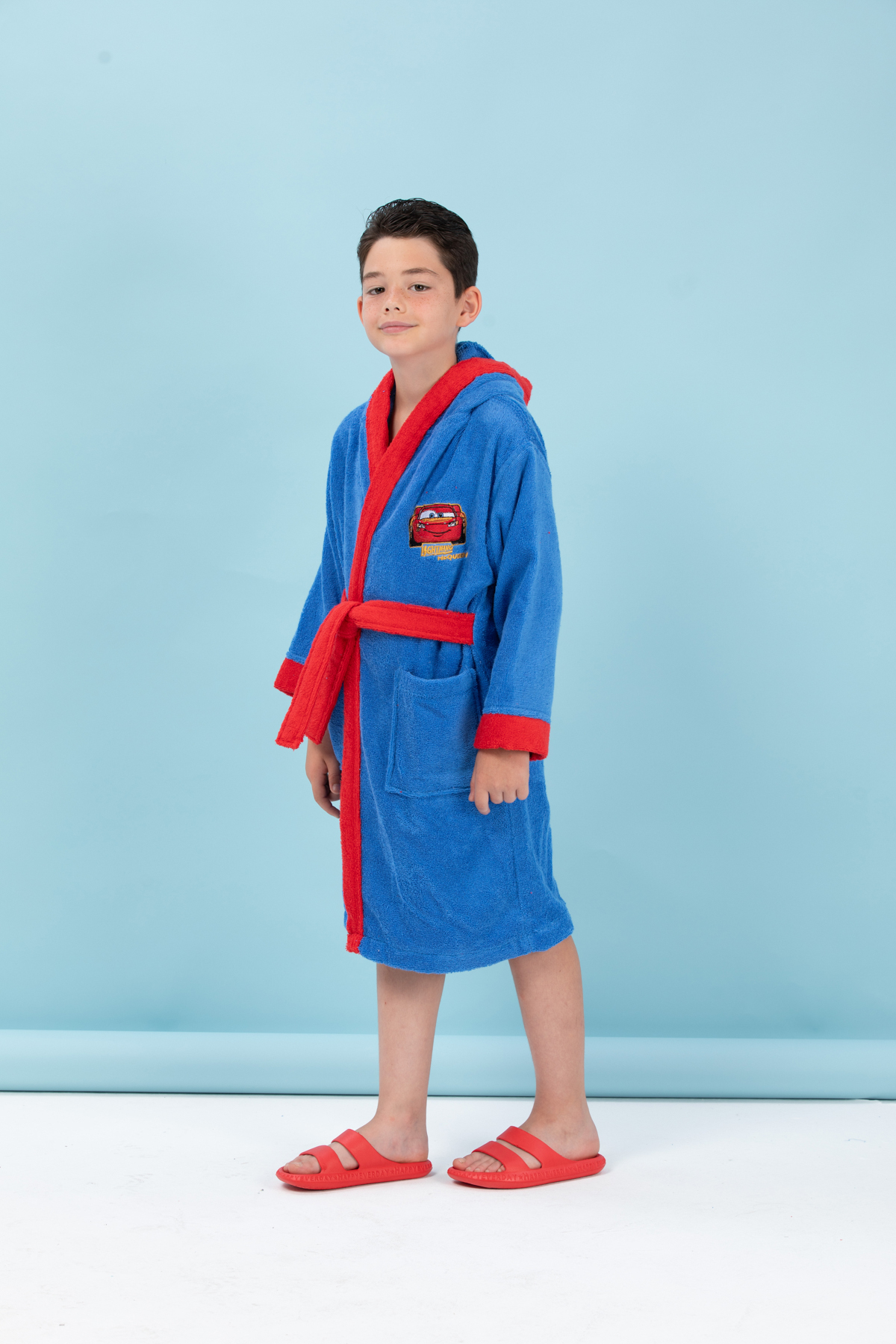 Özdilek Cars Mcqueen Nakışlı Disney Lisanslı Kapüşonlu Çocuk Bornozu 5/6 Yaş fotoğrafı 7 (önizleme)