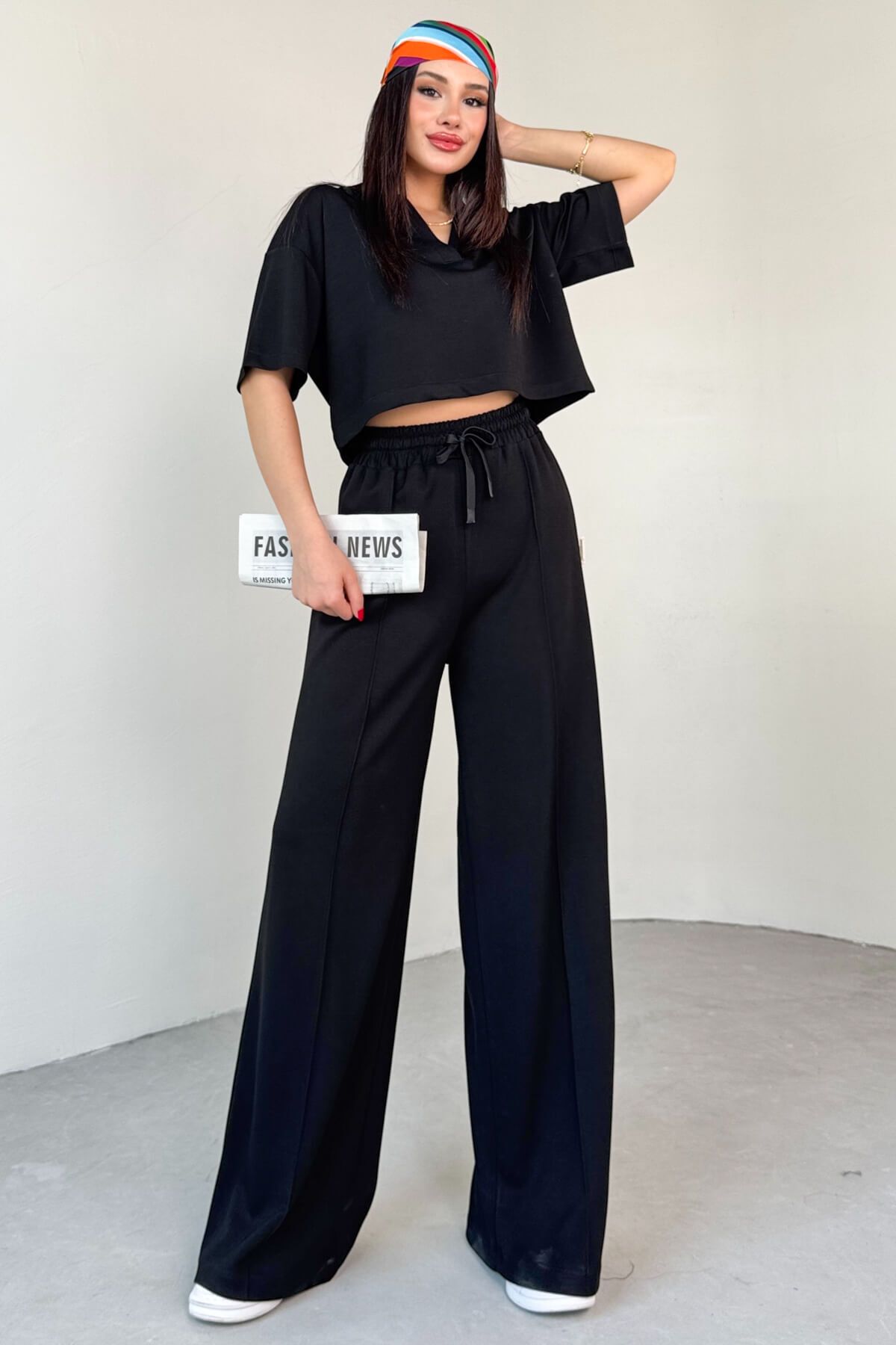 Cappmoda TKM-1112 Siyah Modal Kumaş Polo V Yaka Bluz Bel Lastikli Palazzo Alt İkili Takım