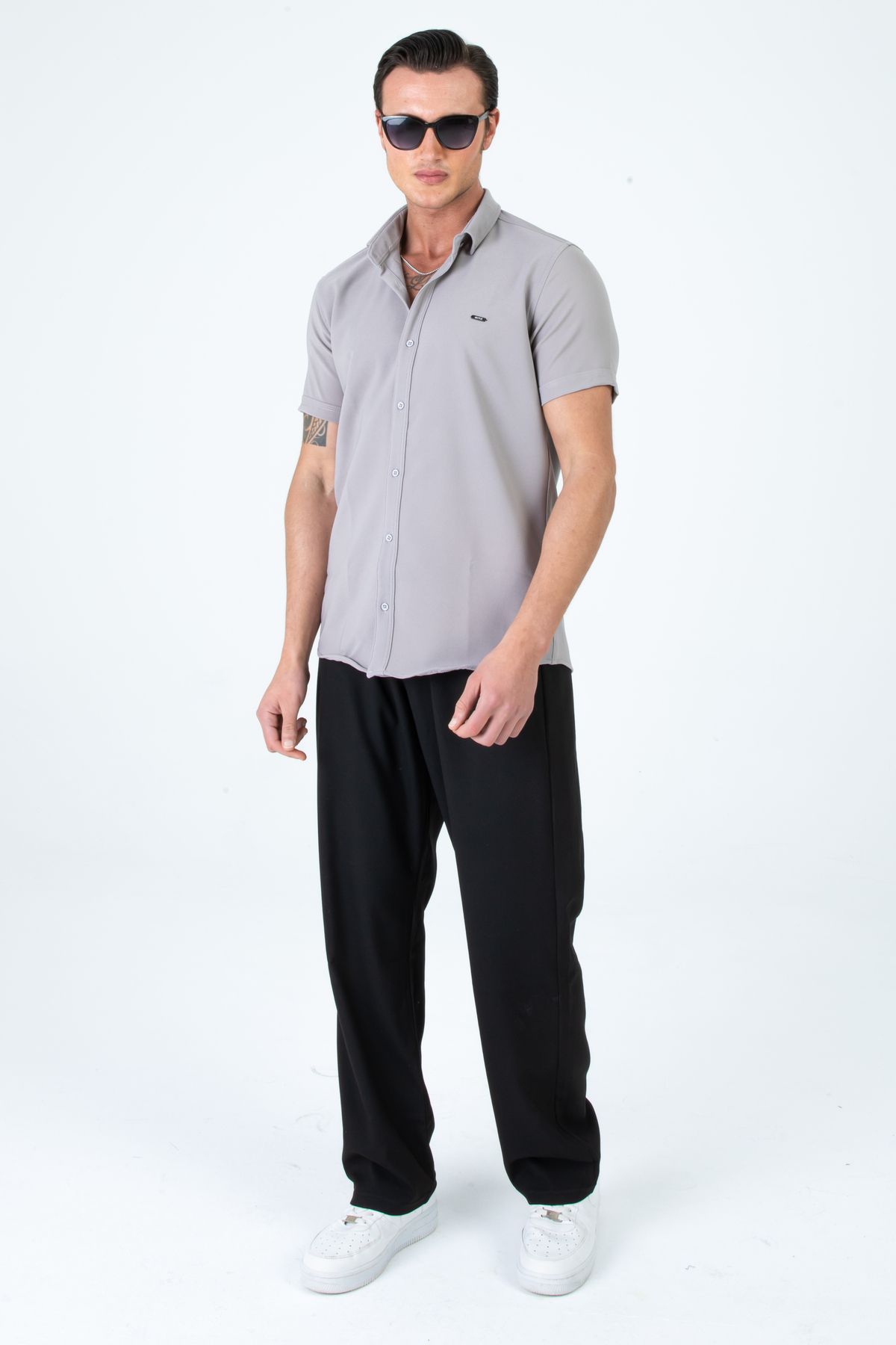 Artı1 Erkek Slim Fit Dar Kesim Kısa Kollu Nefes Alan Örme Doku Yazlık Erkek Gömlek