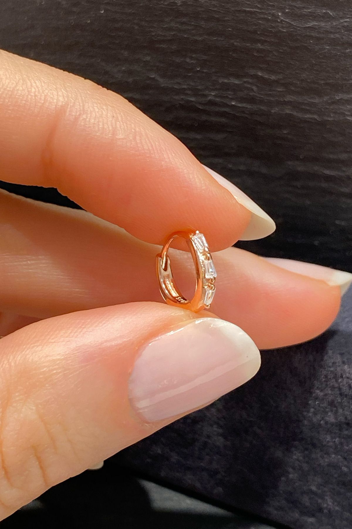 La femme by begum Beyaz Taşlı Üç Trapez Rose Gümüş Halka Piercing,helix,tragus, Kıkırdak Küpesi