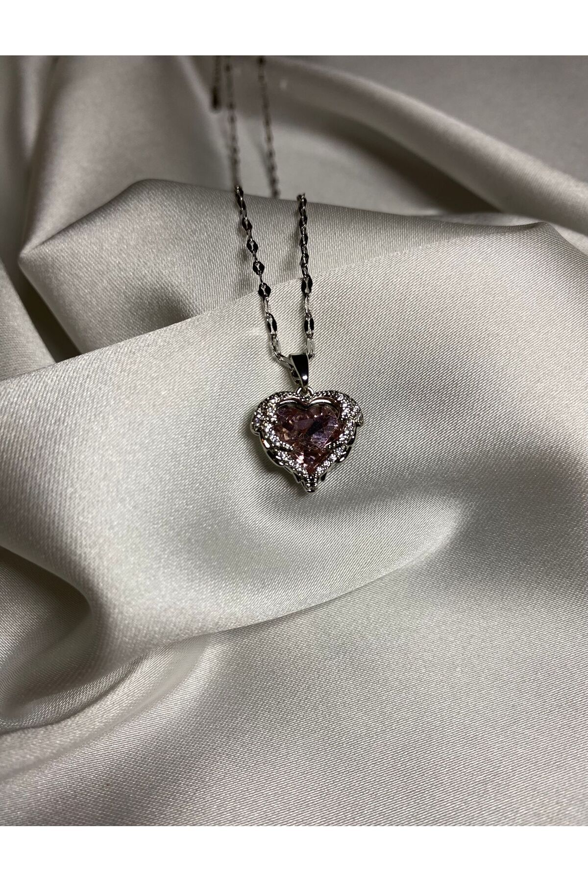 jemilas Çelik Pembe Zirkon Taşlı Kalp Figürlü Şans Kolyesi (Kutulu)