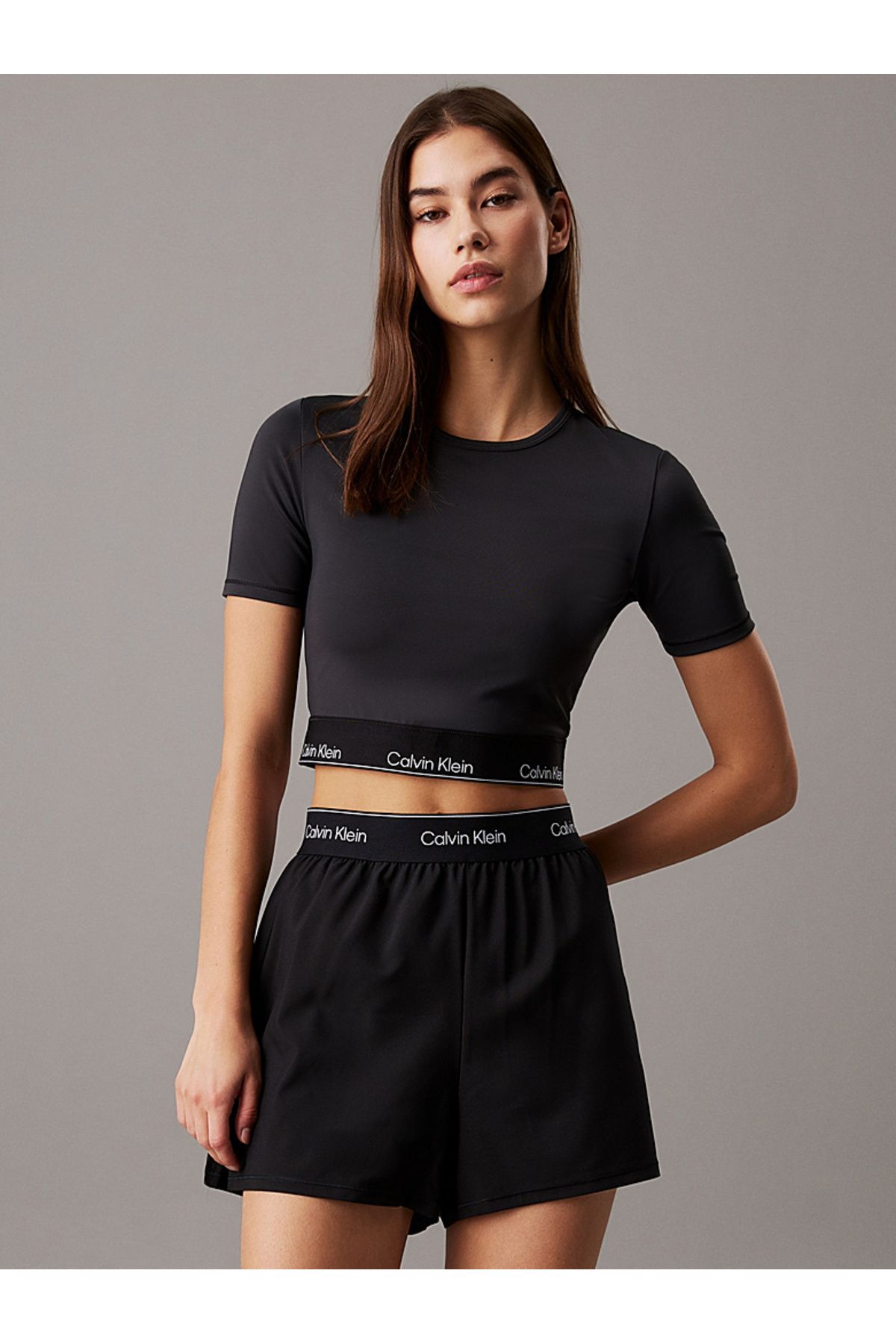 Calvin Klein Cropped Gym T-Shirt