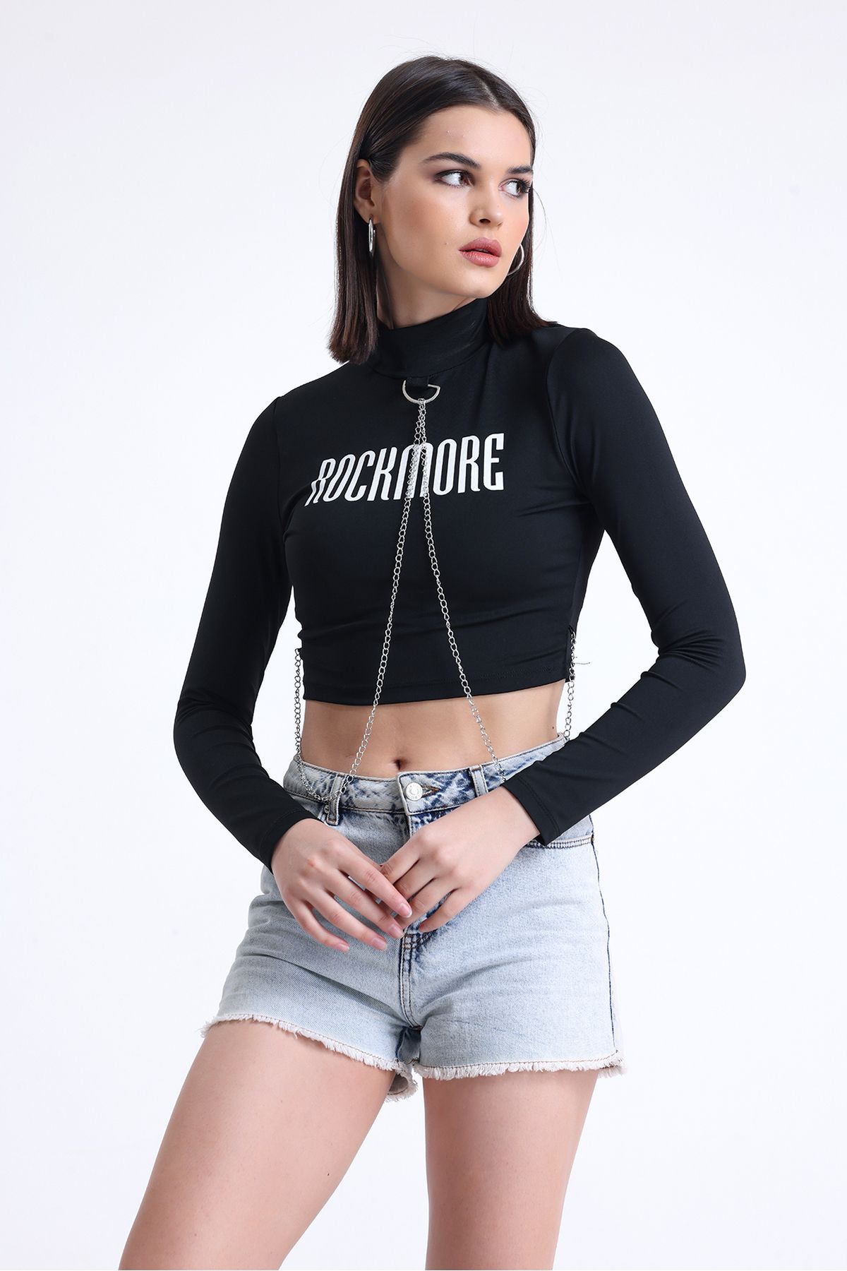 FASİON Rockmore Baskılı Zincir Detay Beyaz Crop Bluz