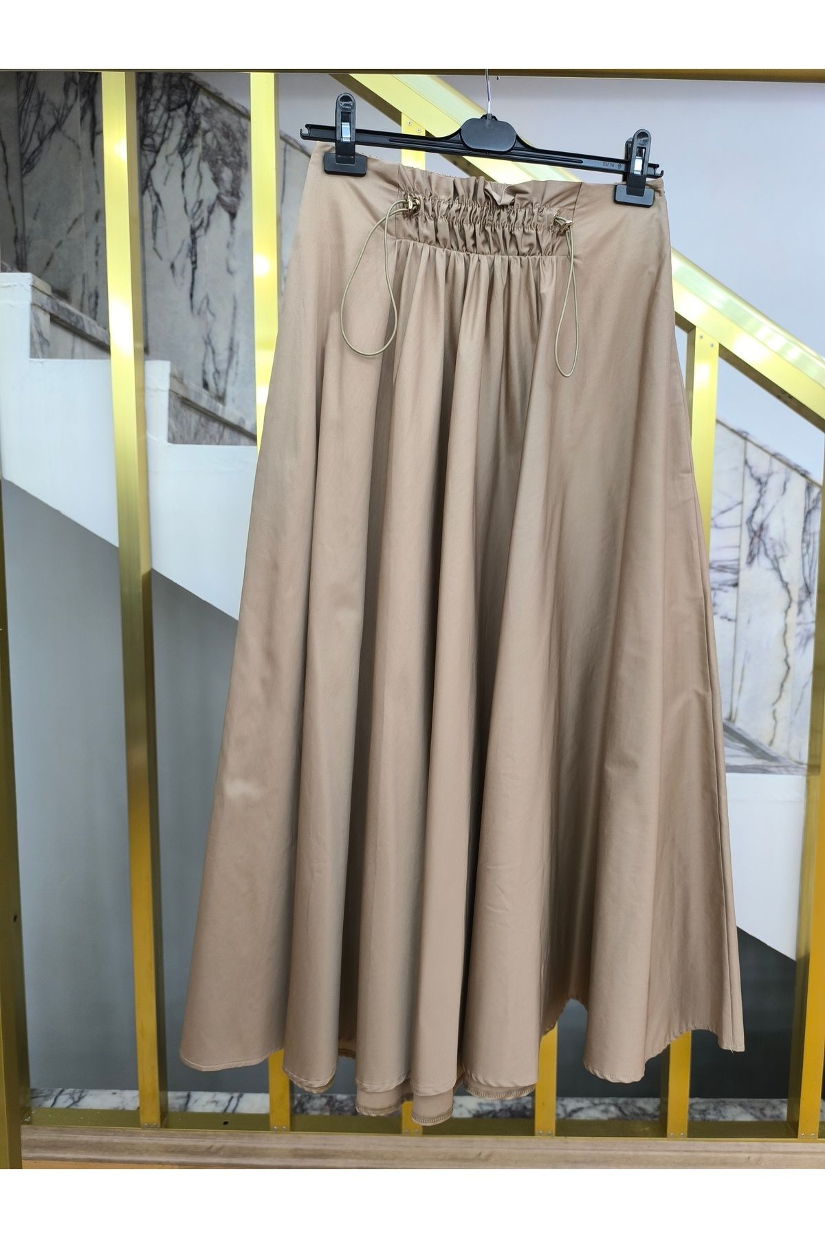MAQ DESIGN Voe Camel Etek