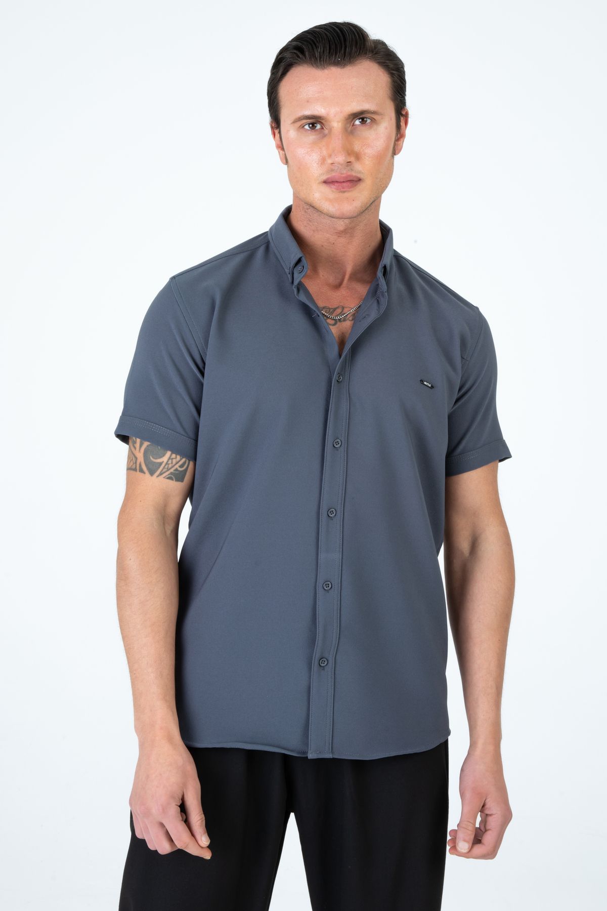 Artı1 Erkek Slim Fit Dar Kesim Kısa Kollu Nefes Alan Örme Doku Yazlık Erkek Gömlek