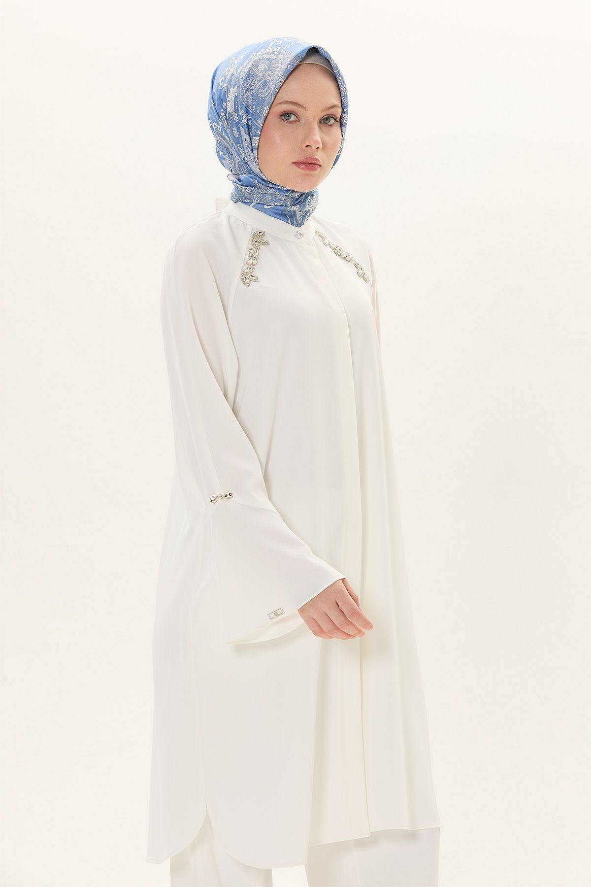 Setrms Taş Detaylı Reglan Kolları Volanlı Tunik