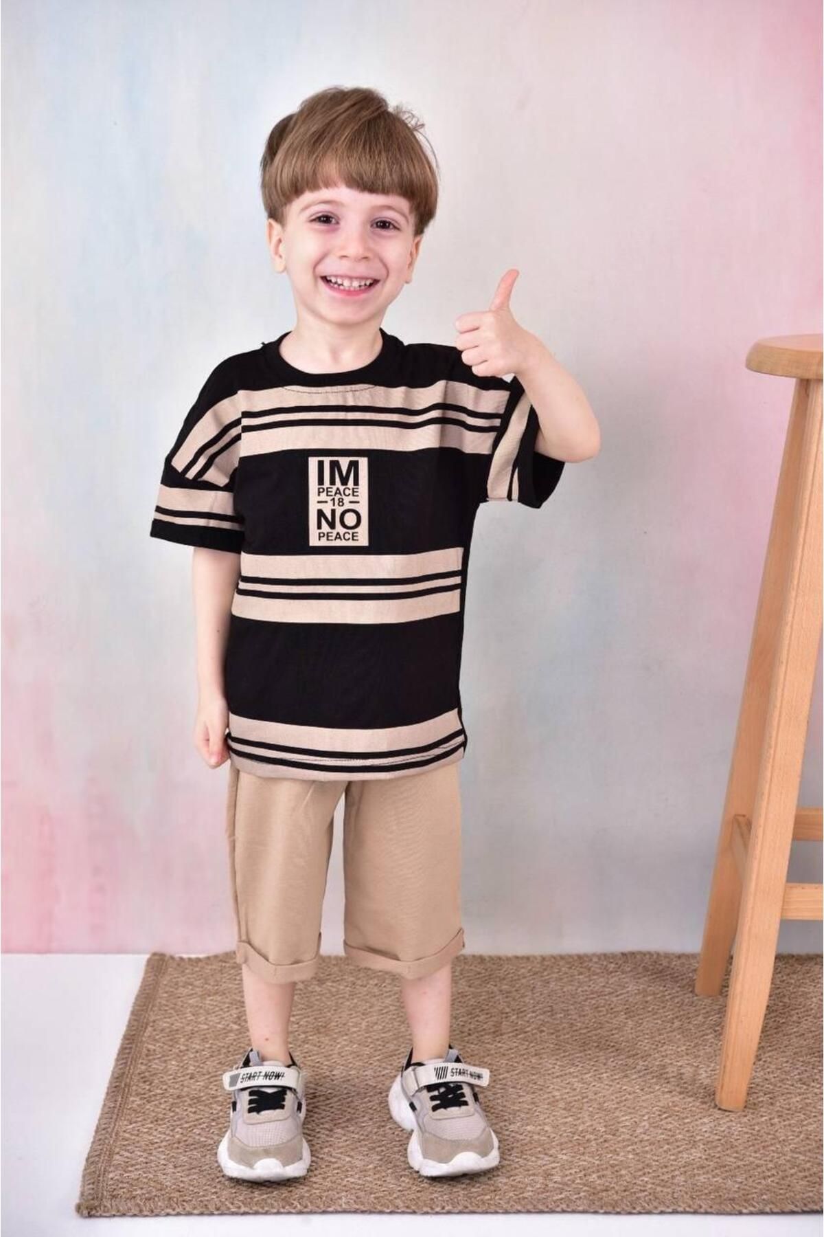 TRENDİMİZBİR-Boy's Line Patterned Written Capri Suit 1