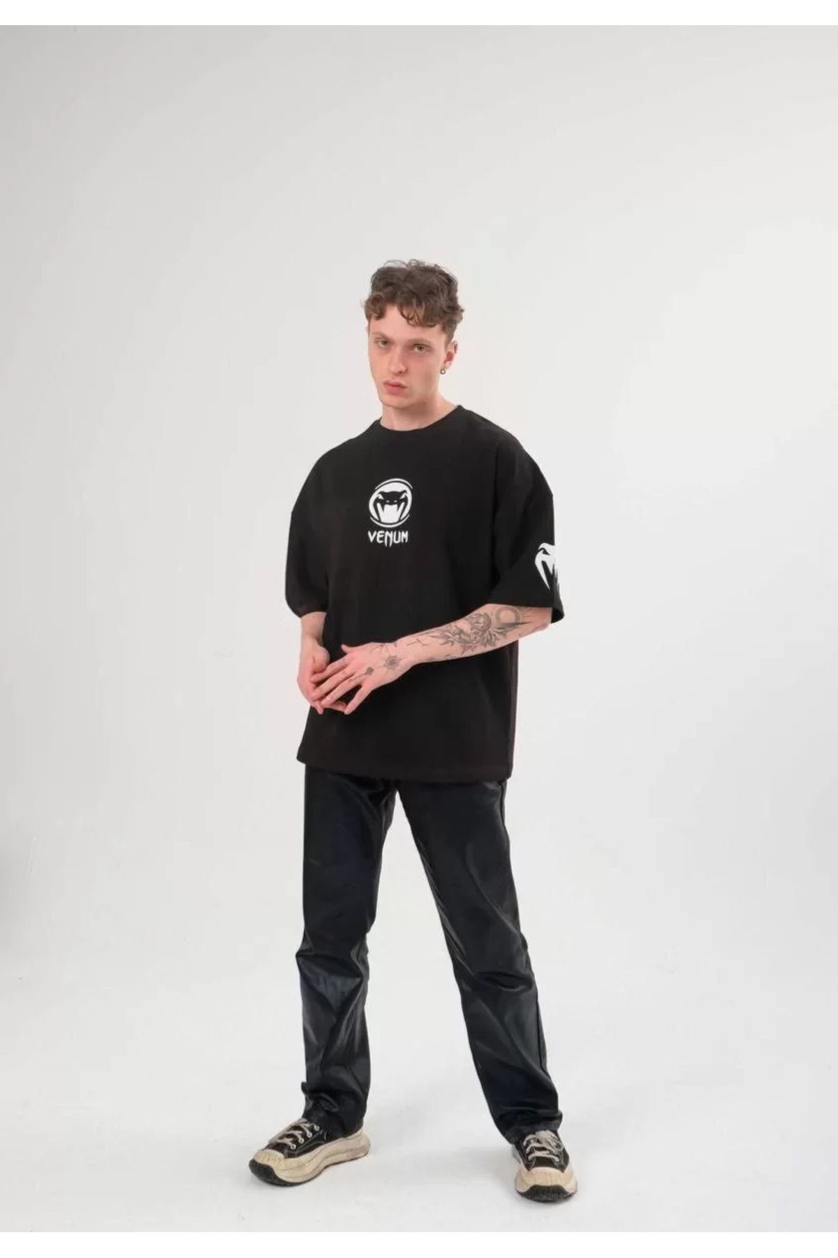 FantaziAtölyesi Unisex Bisiklet Yaka Baskılı Oversize T-Shirt - Siyah