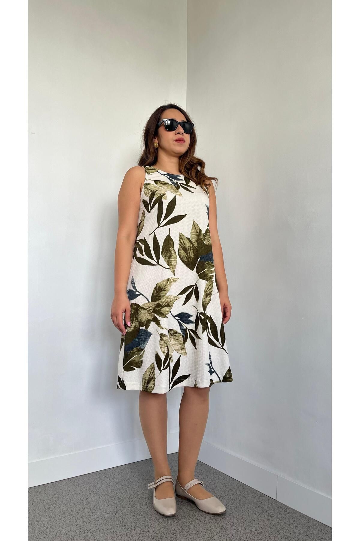 Gizybutik Krinkıl Yaprak Desen Çan Elbise