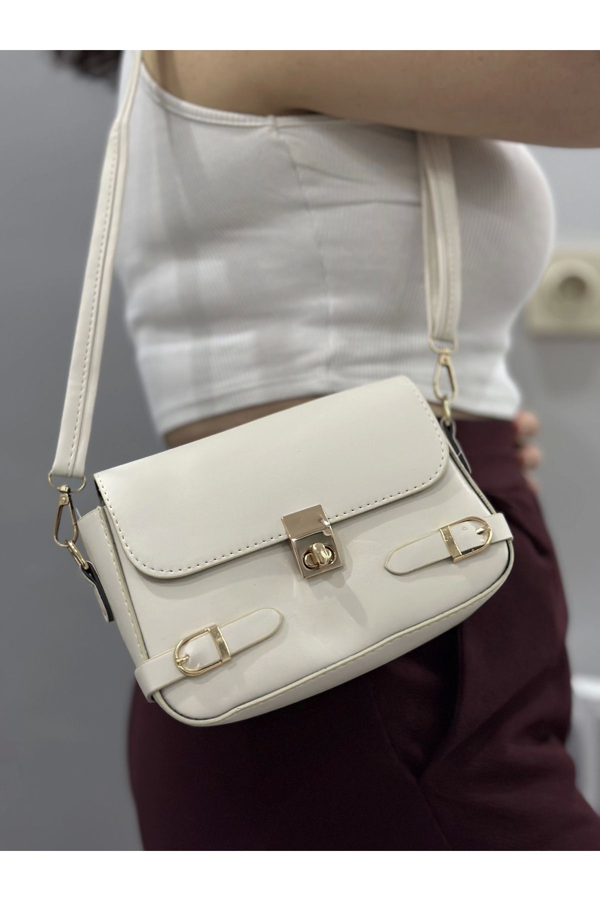 FASHIONLINE Zerej kemerli krem cilt çanta