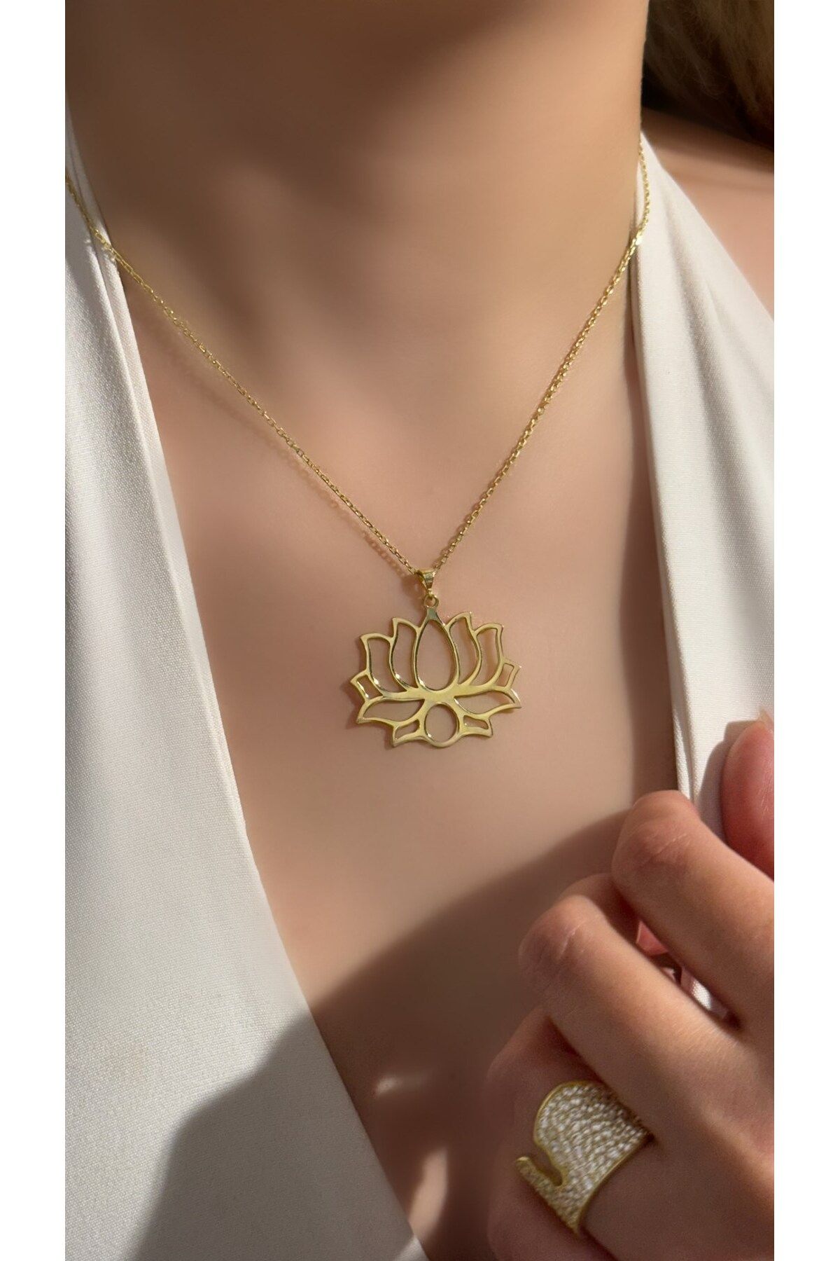 Luna Argento BÜYÜK LOTUS YAŞAM ÇİÇEĞİ KOLYE 925 AYAR GÜMÜŞ
