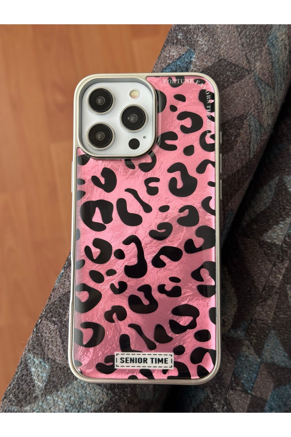 FİŞNEİLETİŞİM İPHONE 16 PROMAX UYUMLU LEOPAR DESENLİ PEMBE KILIF