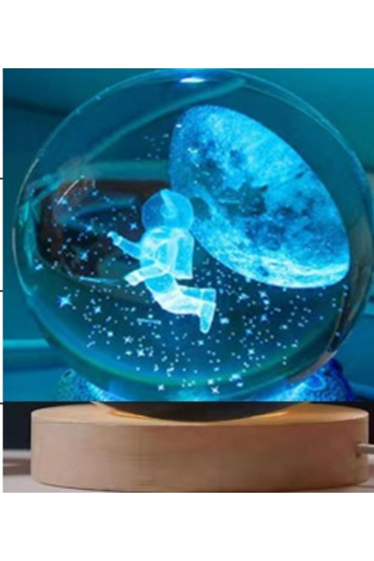 Skygo Dekoratif Uçan ASTRONOT Tasarımlı Ahşap altlıklı Işıklı Cam Küre Büyük Boy Cam:8cm Ahşap:2cm