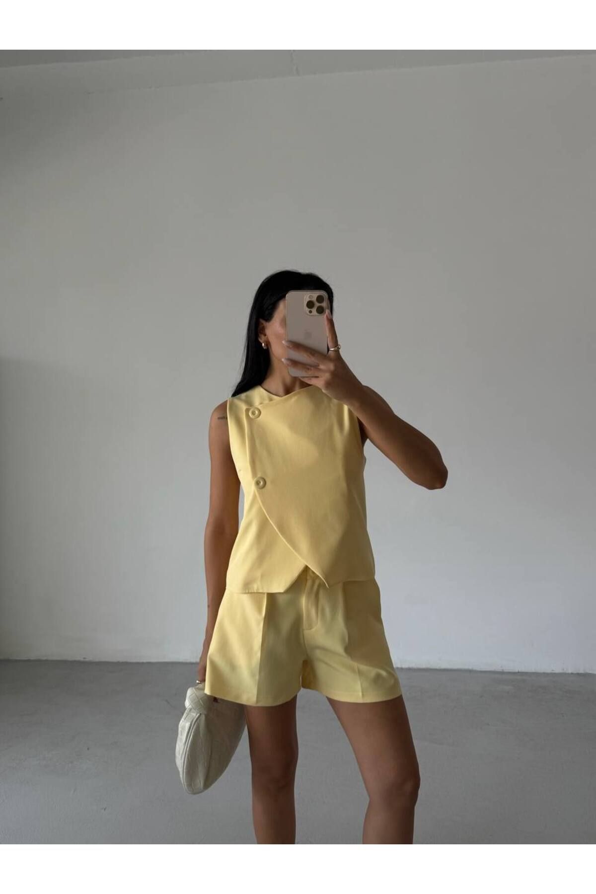 Castivo Fashion Yüksek Bel Düz Form Kadın Şort