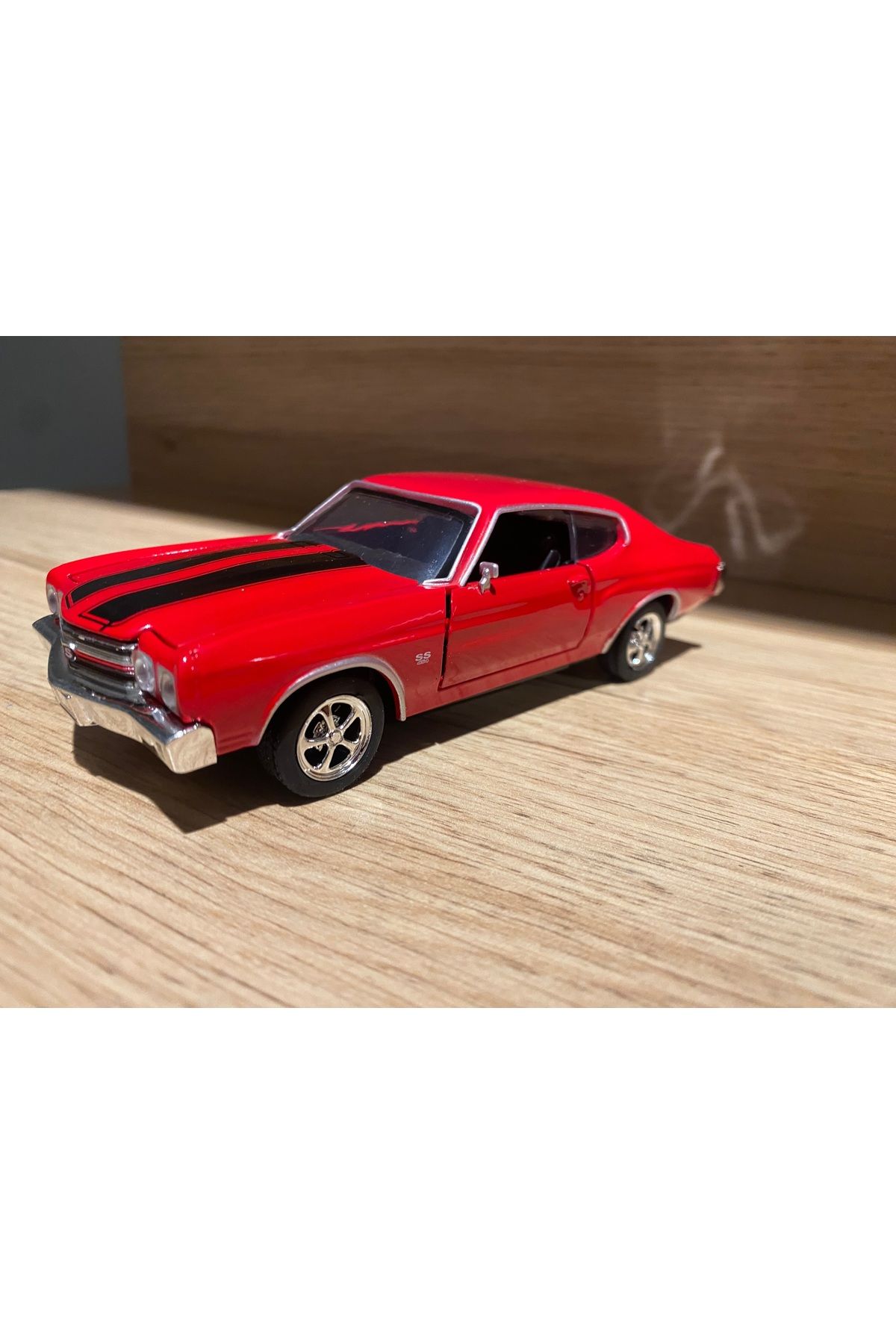 liss çarşı Klasik Chevrolet Camaro Z28 Koleksiyonluk 1:32 Kaput ve Kapılar Açılan Model Araba Marka Bandrollü