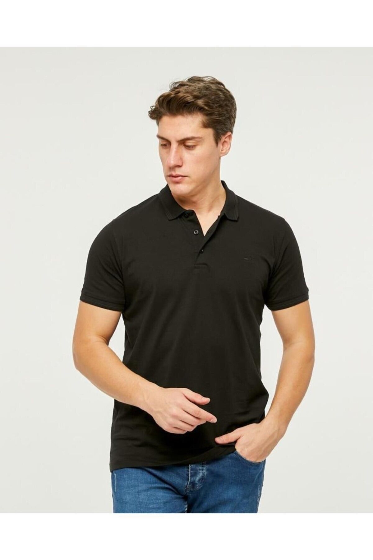 aynewmoda Polo yaka ve nakış detaylı polo tişört