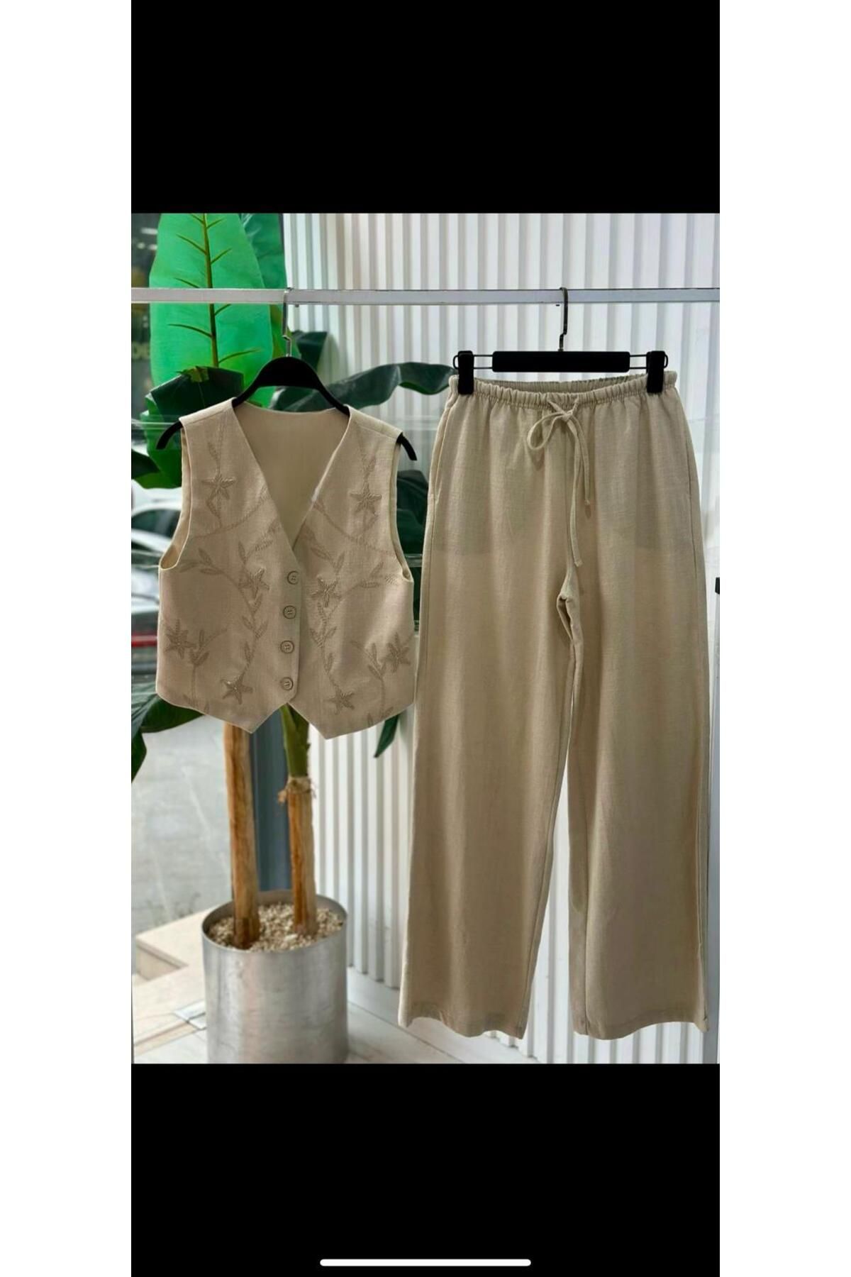 G&G WARDROBE Dokulu İşleme Detaylı Yelek & Pantolon Takım