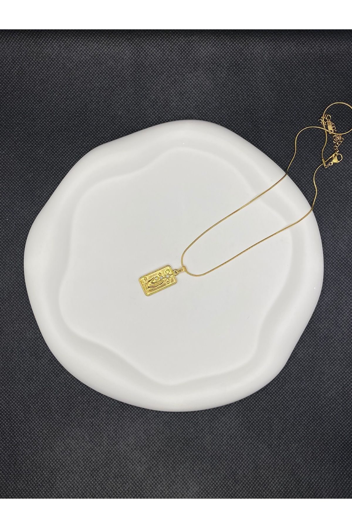 FİLİETHOS Kolye gold taş detaylı