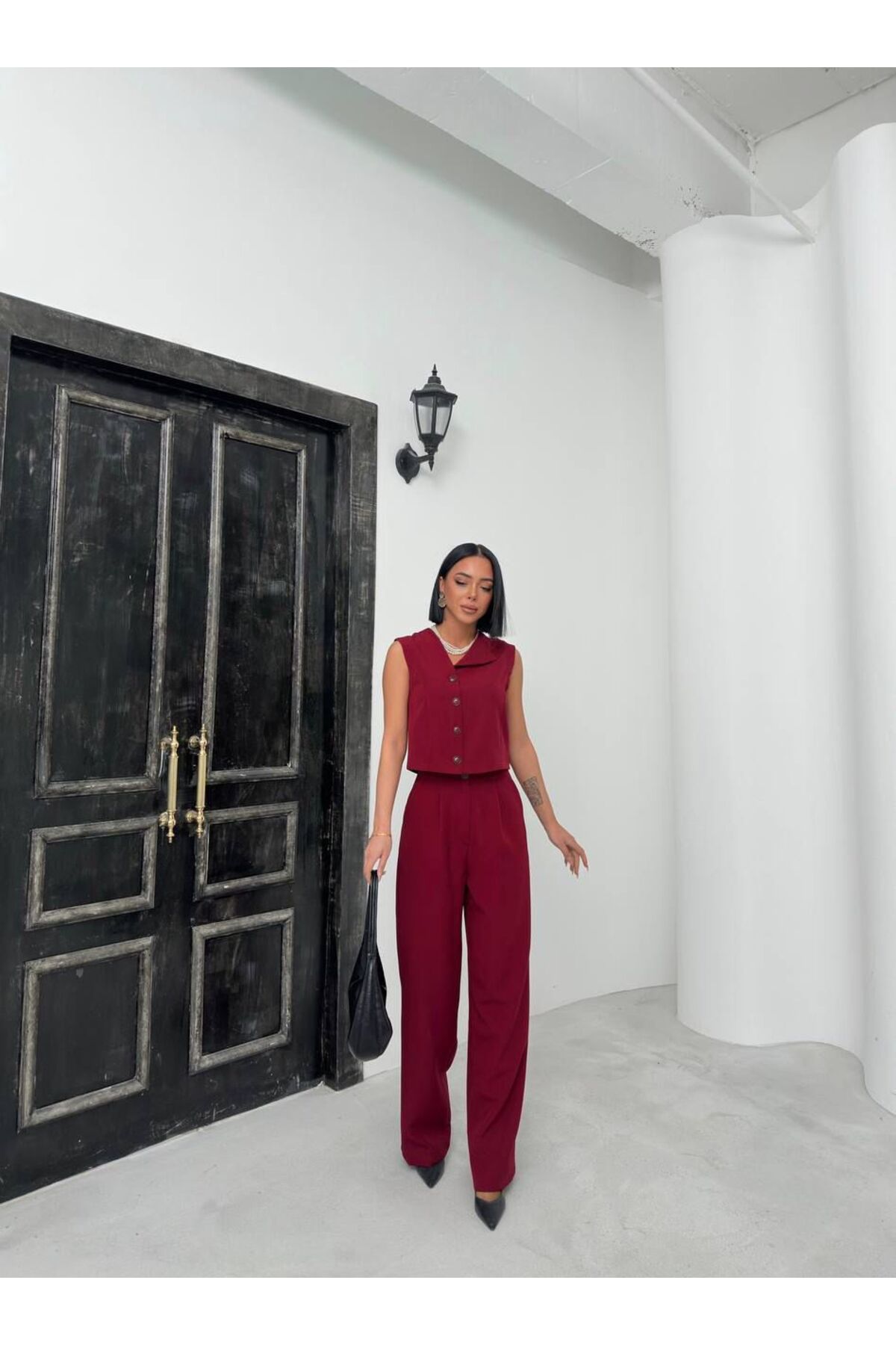 Nisa Luxury Boutique Kadın Önden Düğmeli V Yaka Tasarım Yelekli Pantolon Takım