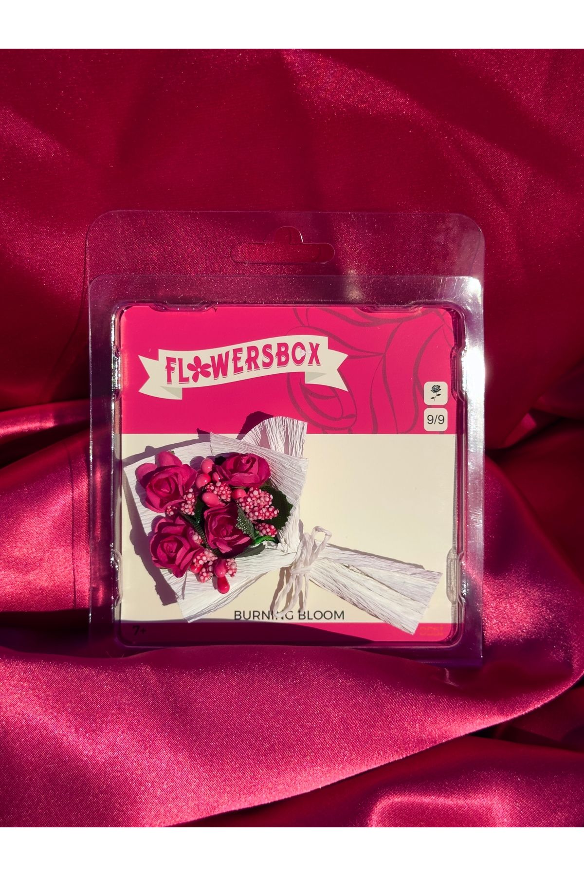 Flowersbox Burning Bloom Mini Buket – Hot Koleksiyon Wheels Flowers | Özel Tasarım Çiçek Kutusu