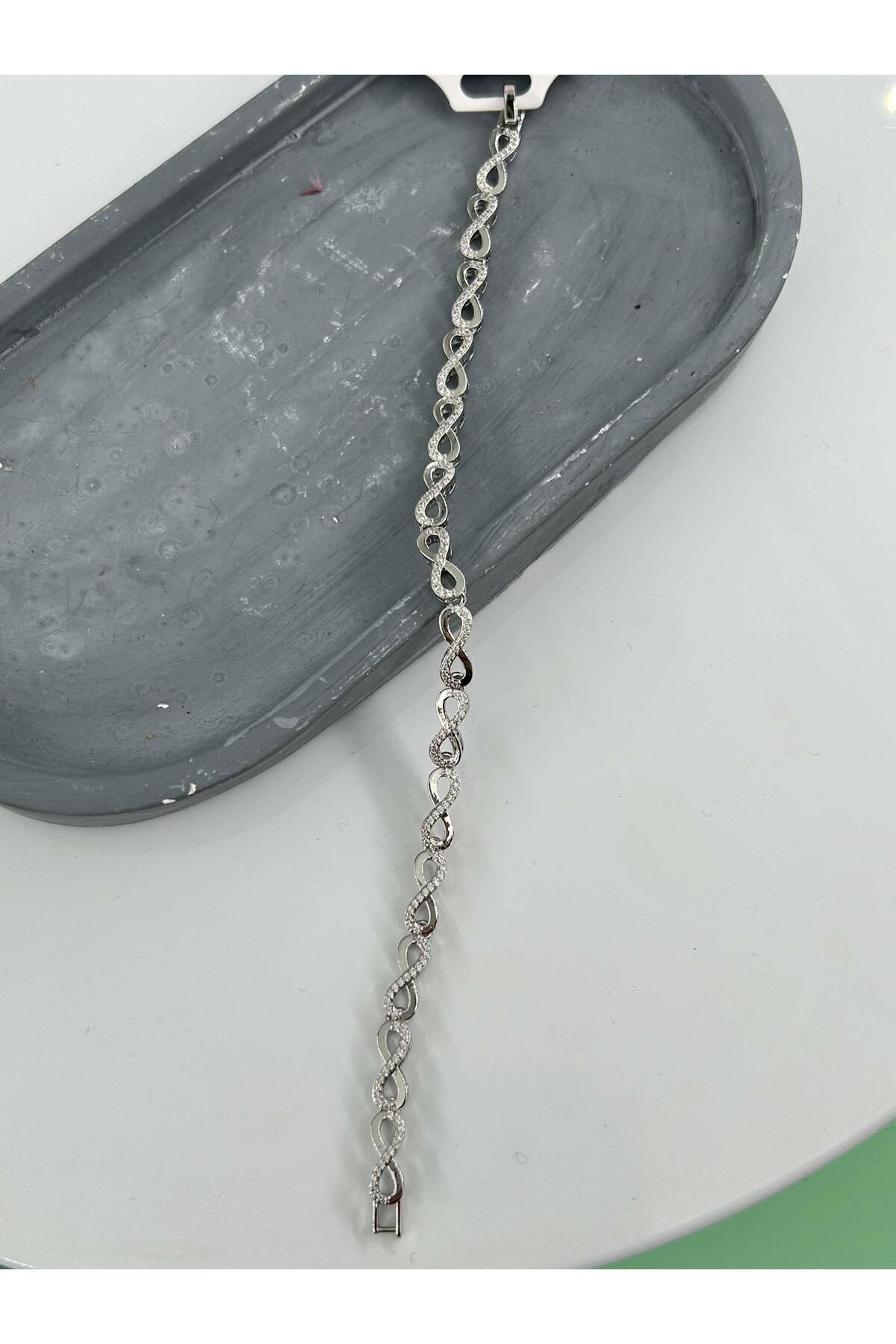 miyle VIP Silver Bileklik // BILEK-4717
