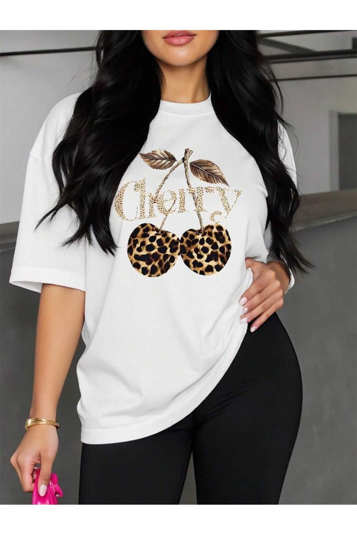 cc collection Leopar Desenli Kiraz Baskı Detaylı Kadın Oversize T-Shirt