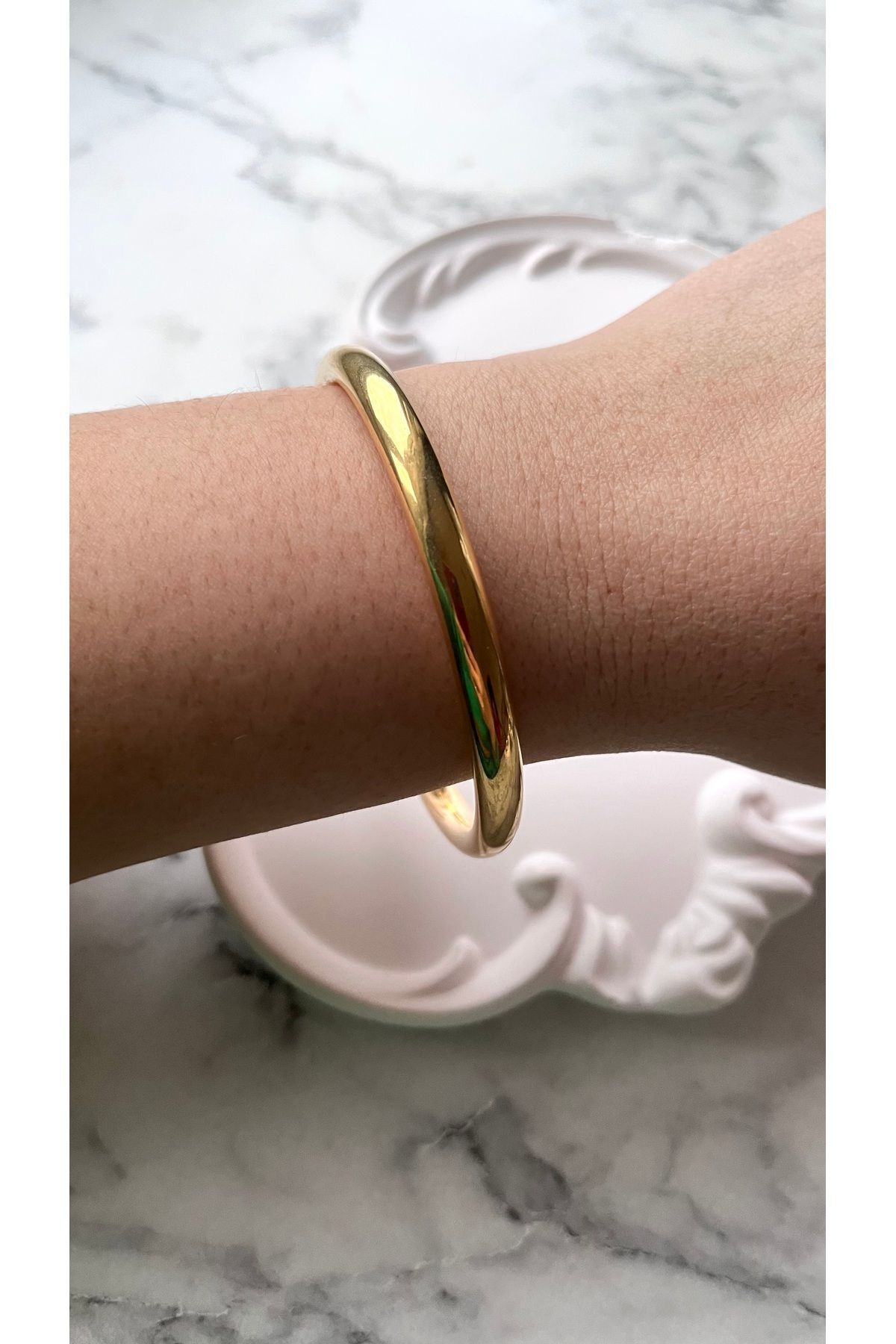 İNN JEWELLERY Çelik Ajda Bilezik Kararmaz Düz Kalın Figürlü (2 YIL İTHALATÇI GARANTİLİ)