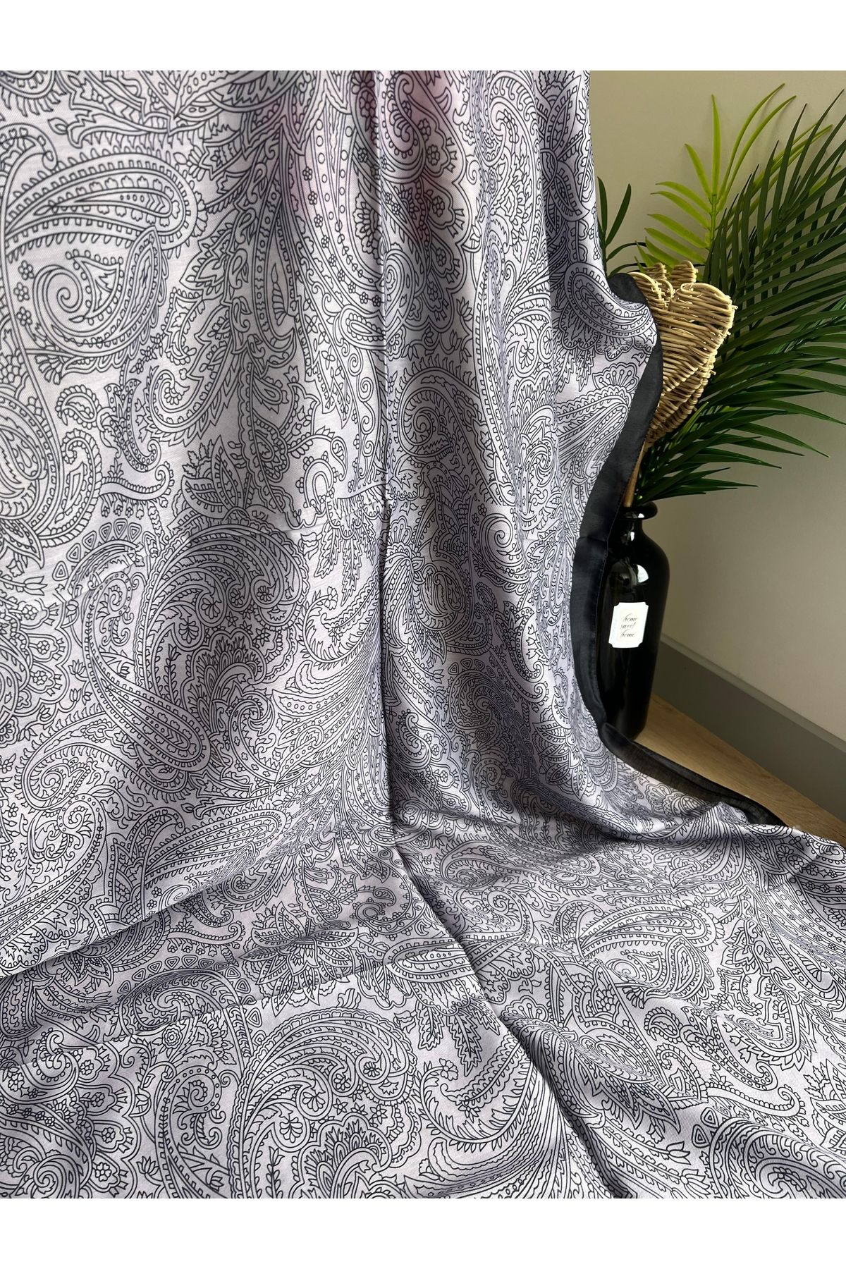 VaVscarfs Hint Desen Pamuk Soft Şal Siyah-Lila