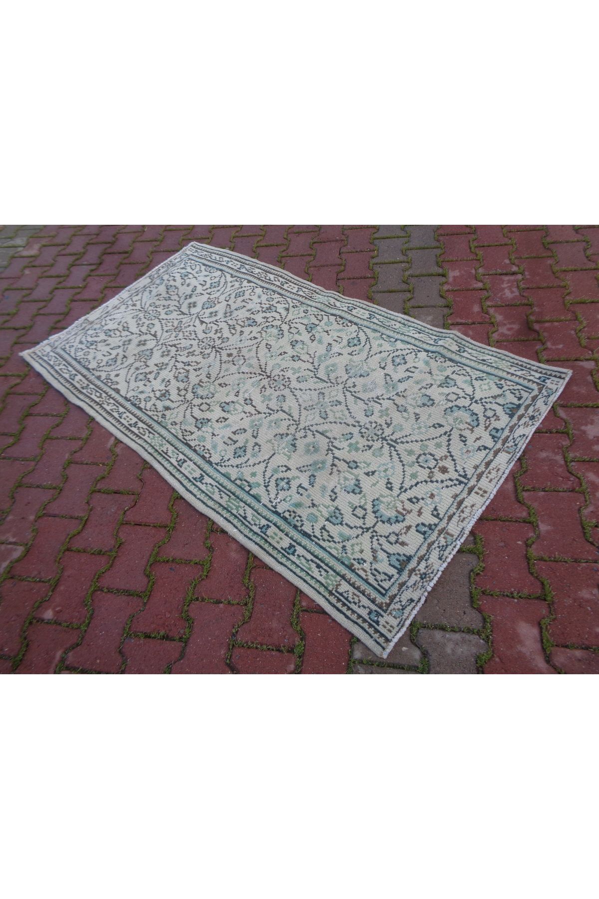 ŞAHMERDANOĞLU ŞAHMERDANOĞLU El Yapımı Vintec Çiçekli Halı 107 x 184 Cm Soft Yeşil Rustik Dağ Evi Dekoru IZDIR