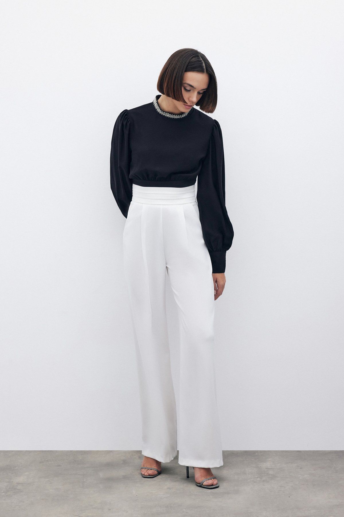 complete the look image
