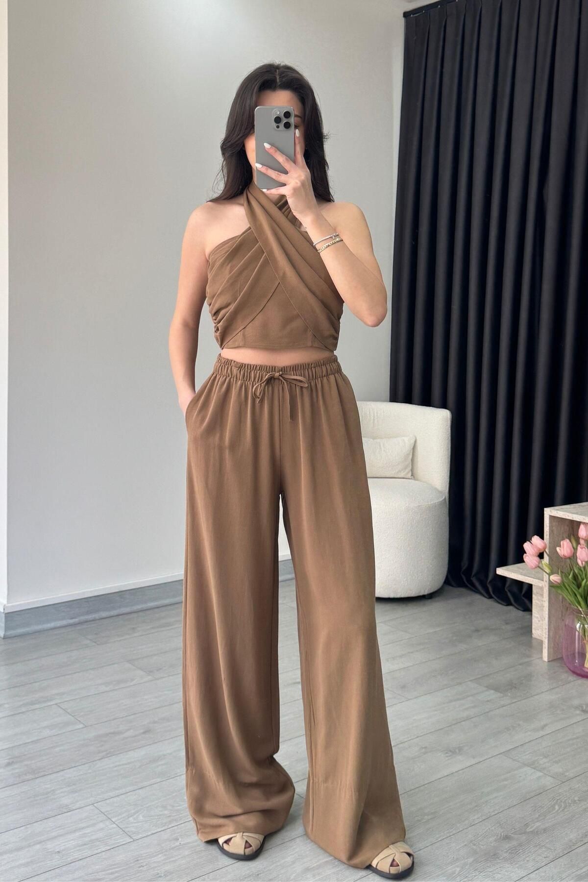ECEMİ Reina Kahve Boyundan Bağlamalı Keten Takım