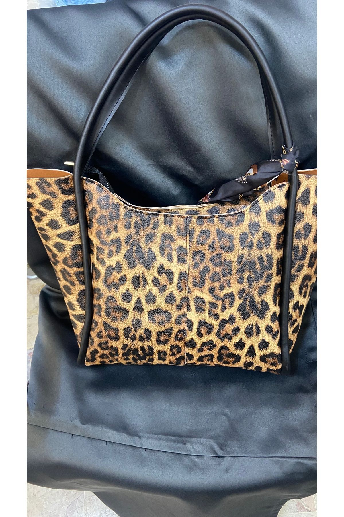 Home Leopar desenli çanta
