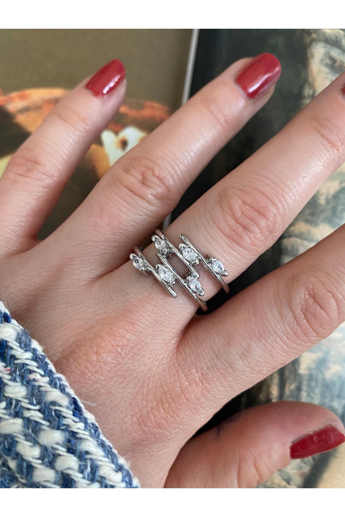 Pinery Jewels Sıralı Tek Taşlı Alttan Ayarlamalı Kadın Yüzük