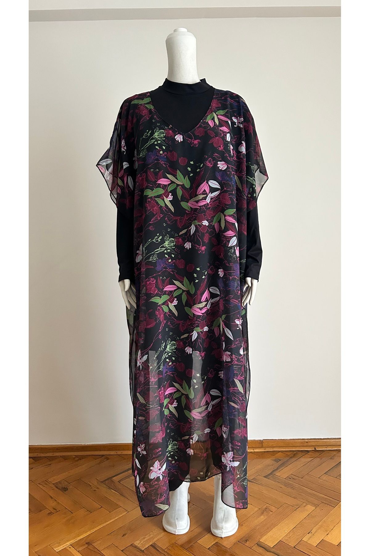 GİZGİYİM Çiçek Desenli Şifon Kaftan Pareo Büyük Beden