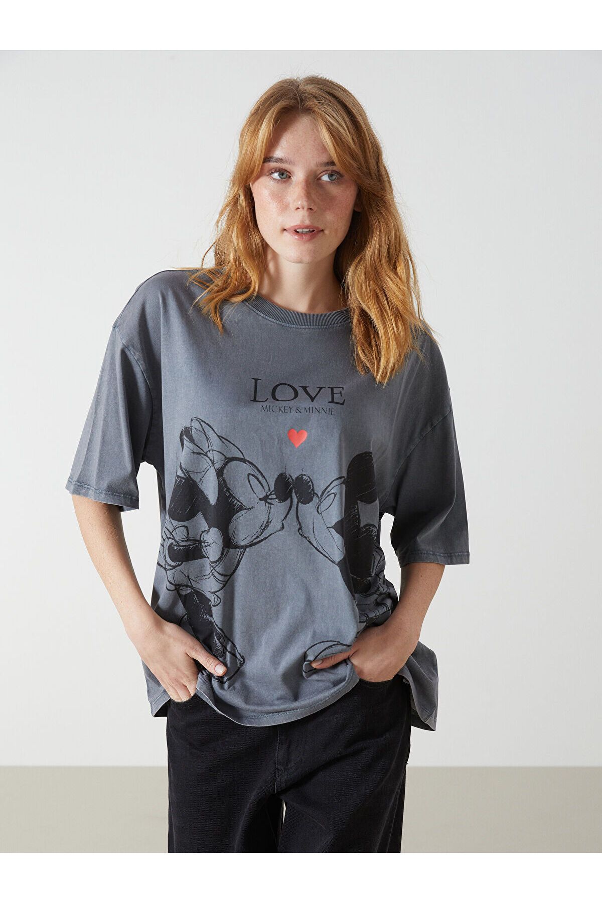 LC Waikiki Mickey ve Minnie Baskılı Oversize Kadın Tişört