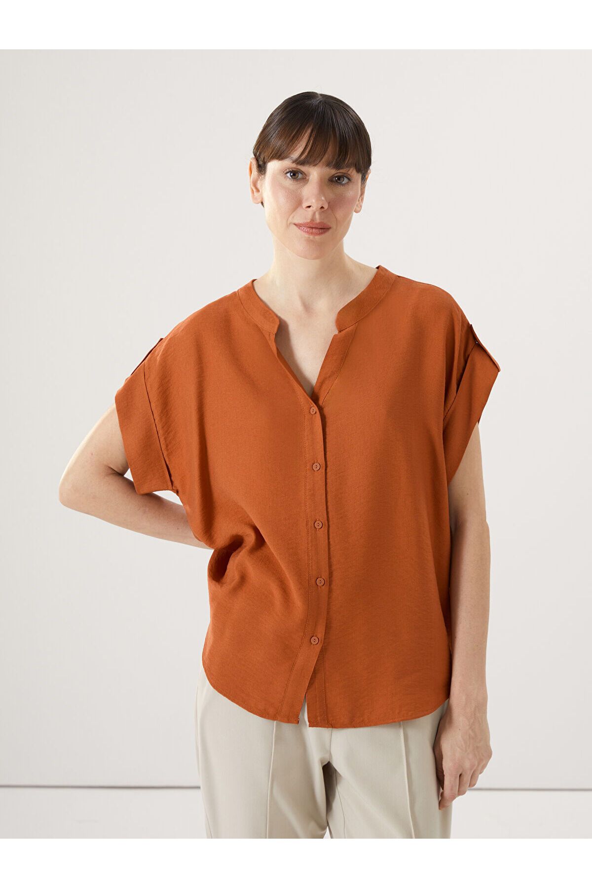 LC Waikiki Kaçık Yaka Oversize Kadın Bluz
